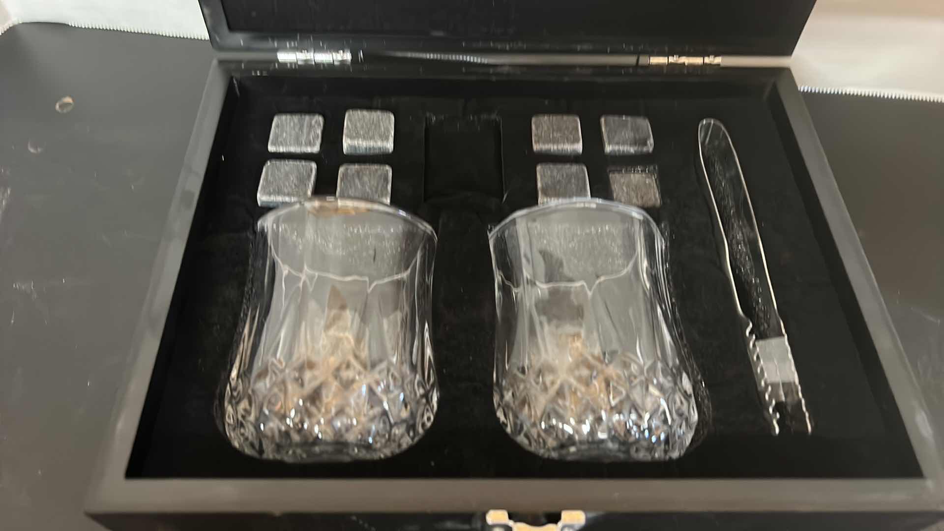 Photo 4 of BOXED WHISKEY COCKTAIL SET