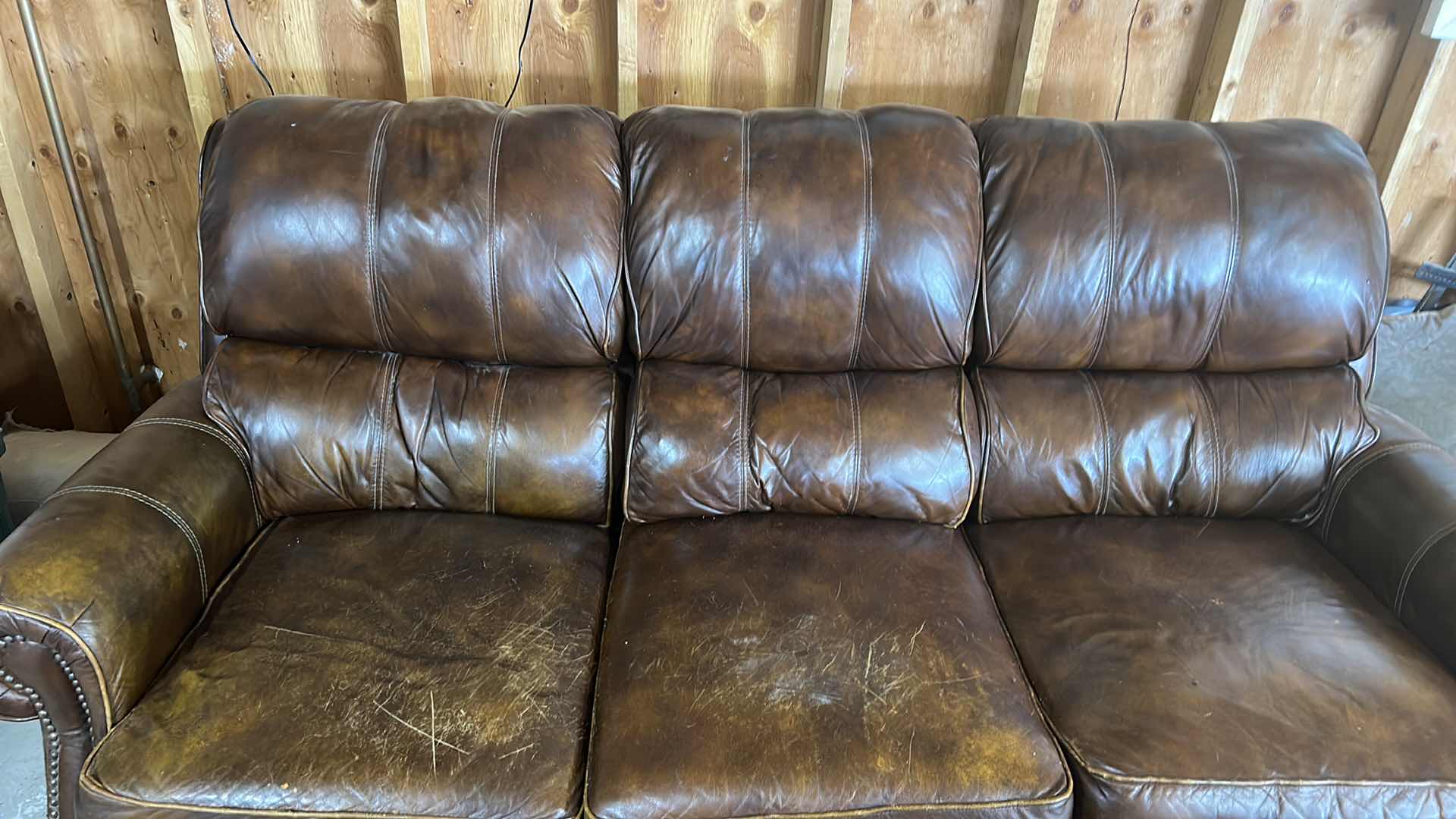 Photo 3 of 7 FOOT LEATHER SOFA