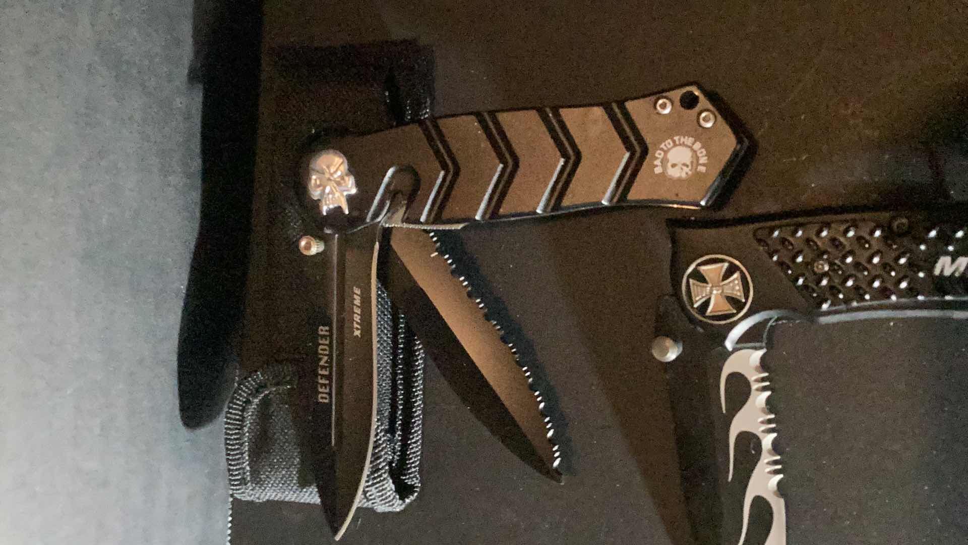 Photo 2 of DEFENDER EXTREME, AND MTECH KNIVES