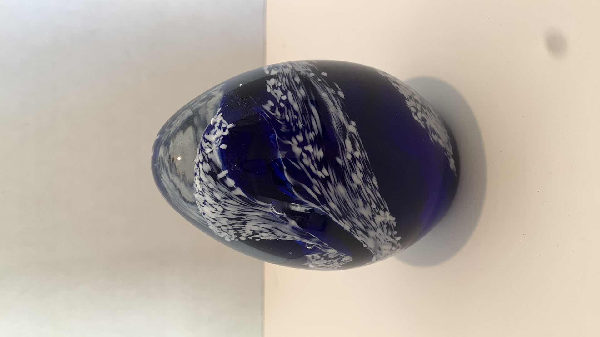 Photo 1 of BLUE AND WHITE BUBBLE ART GLASS 4” TALL