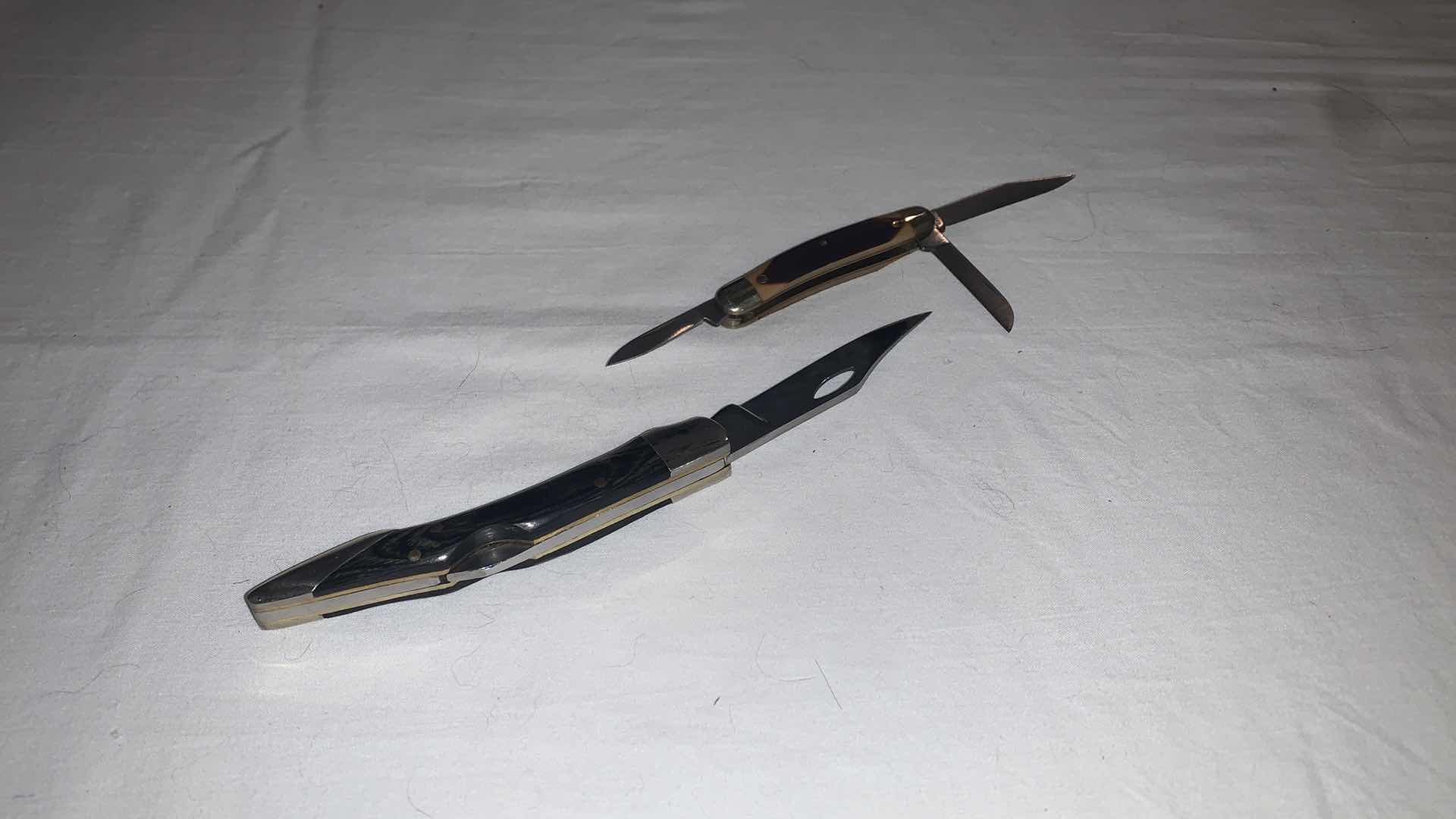 Photo 2 of SET OF TWO POCKET KNIVES