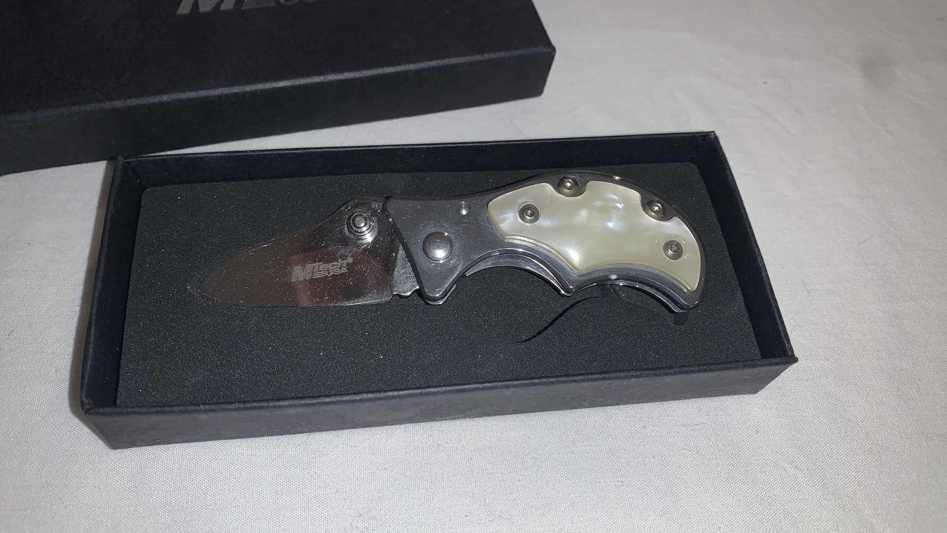 Photo 2 of MTECH USA POCKET KNIFE