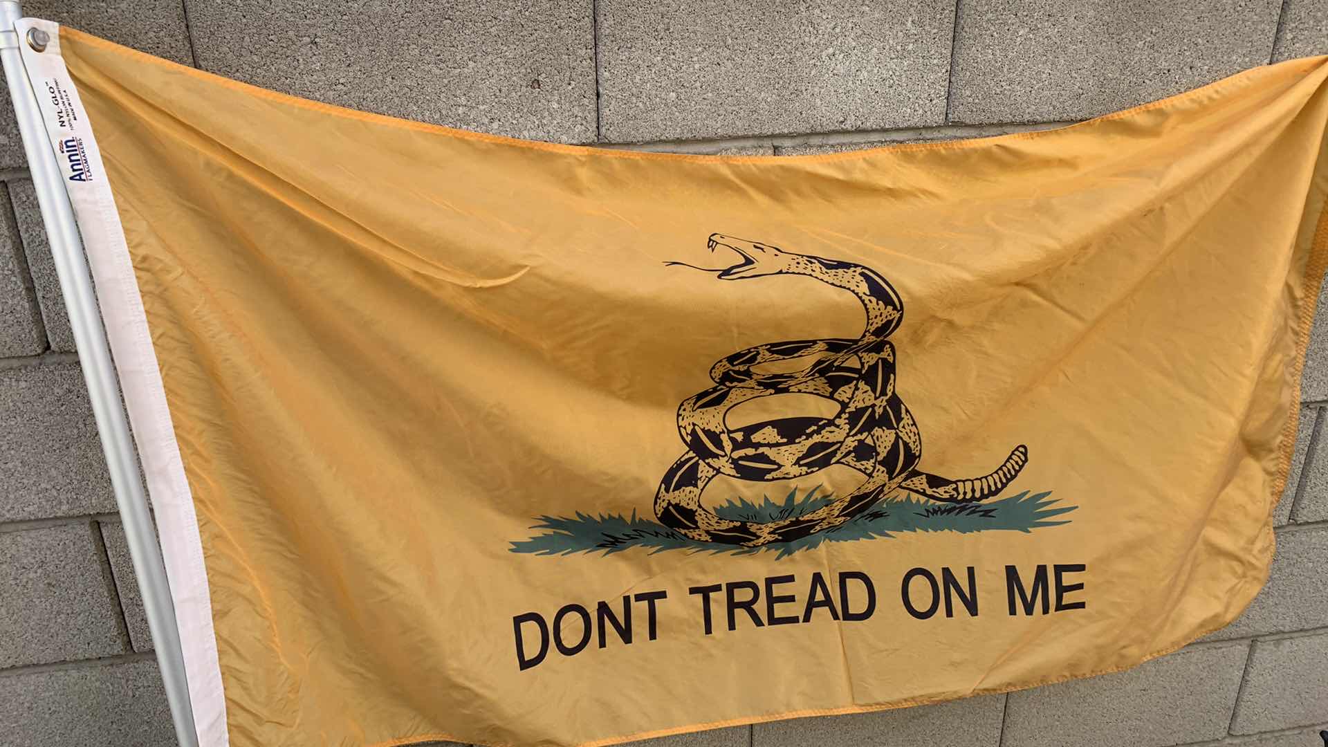 Photo 1 of DONT TREAD ON ME FLAG 60” X 36”