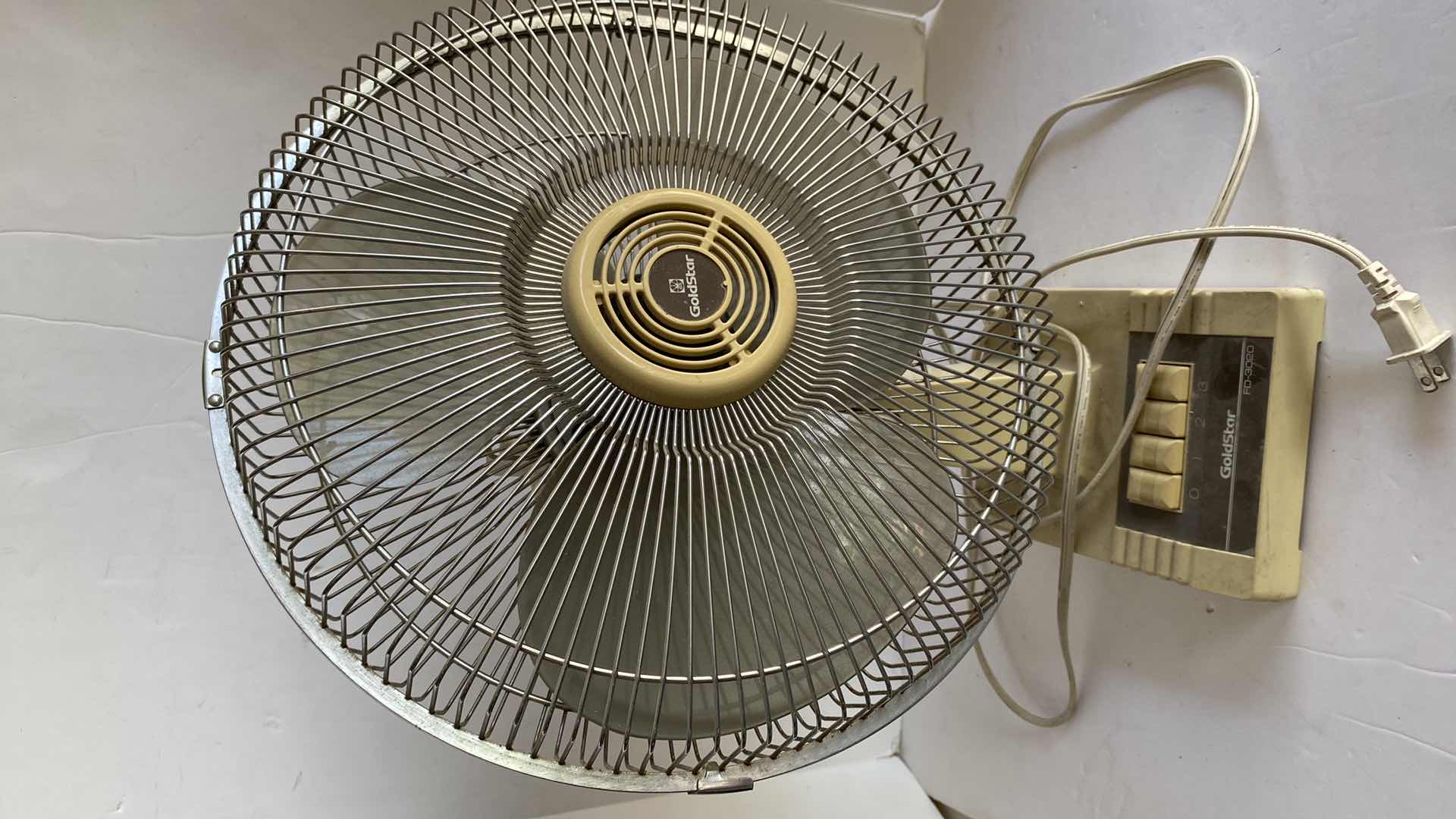 Photo 3 of GOLDSTAR FD 3020 FAN