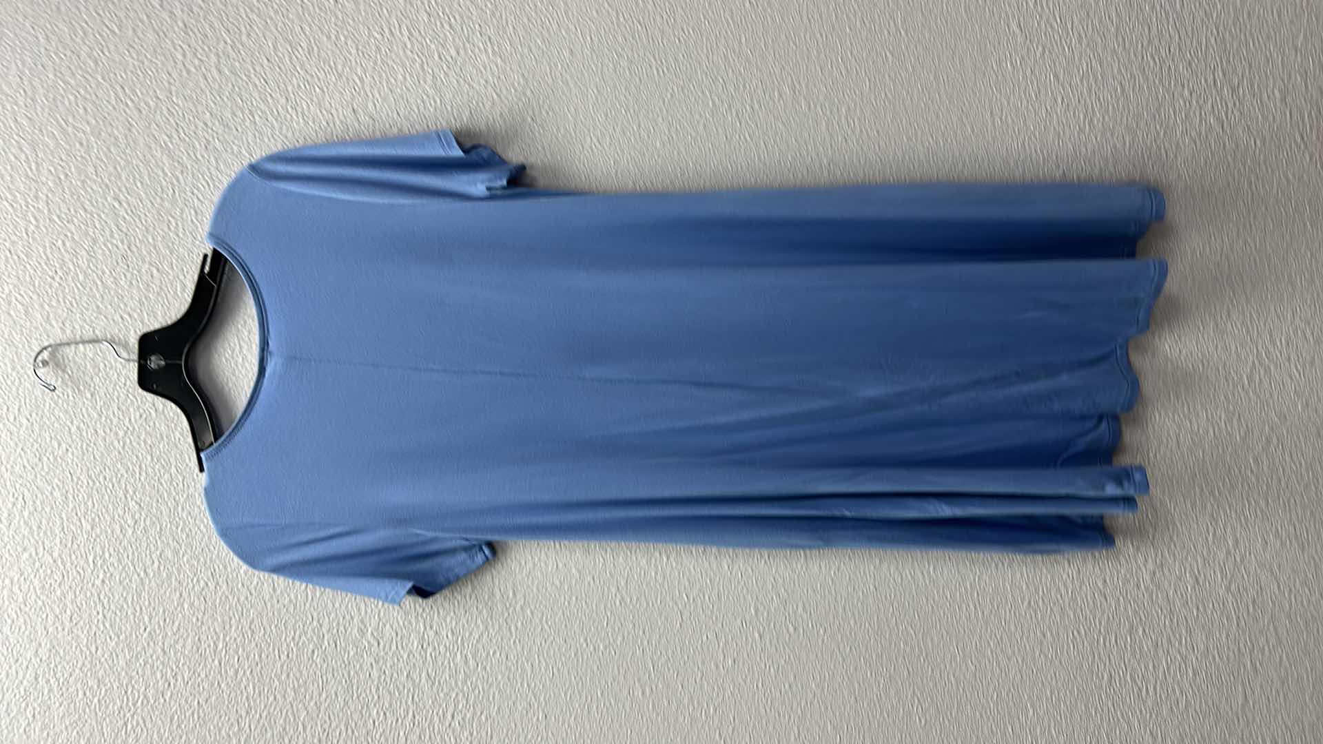 Photo 3 of NWT WOMEN'S SIZE SMALL BLUE TEE SHIRT DRESS  $69.95