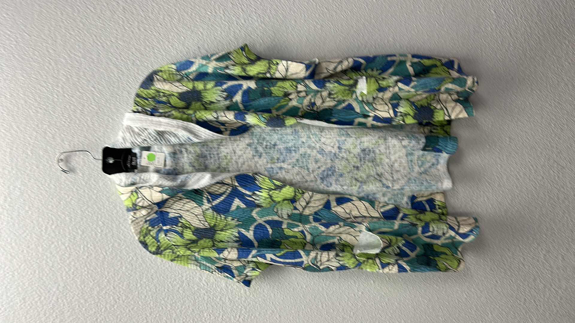 Photo 3 of NWT WOMEN'S  ONE SIZE -Colorful beach cover-up $99.95