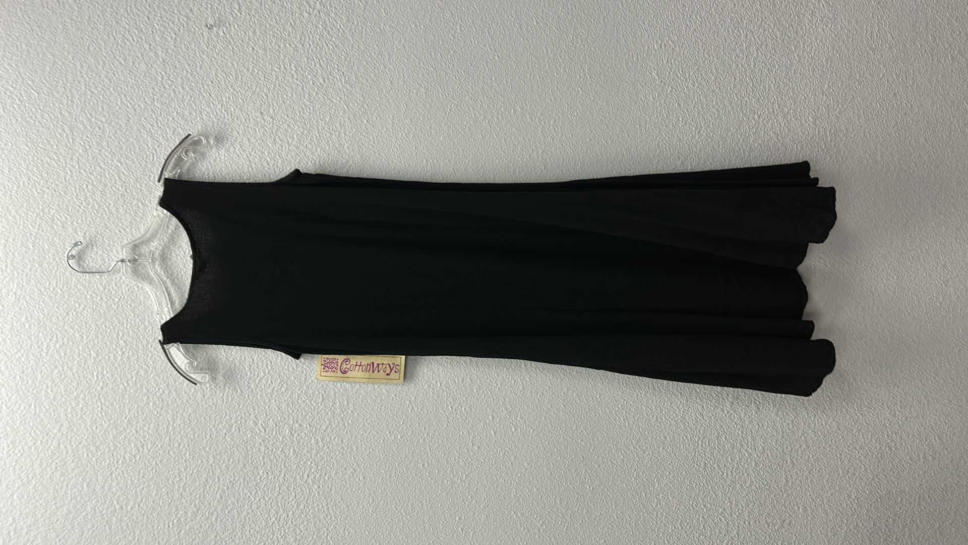 Photo 3 of NWT WOMEN'S SIZE SMALL SUNDRESS $69.95