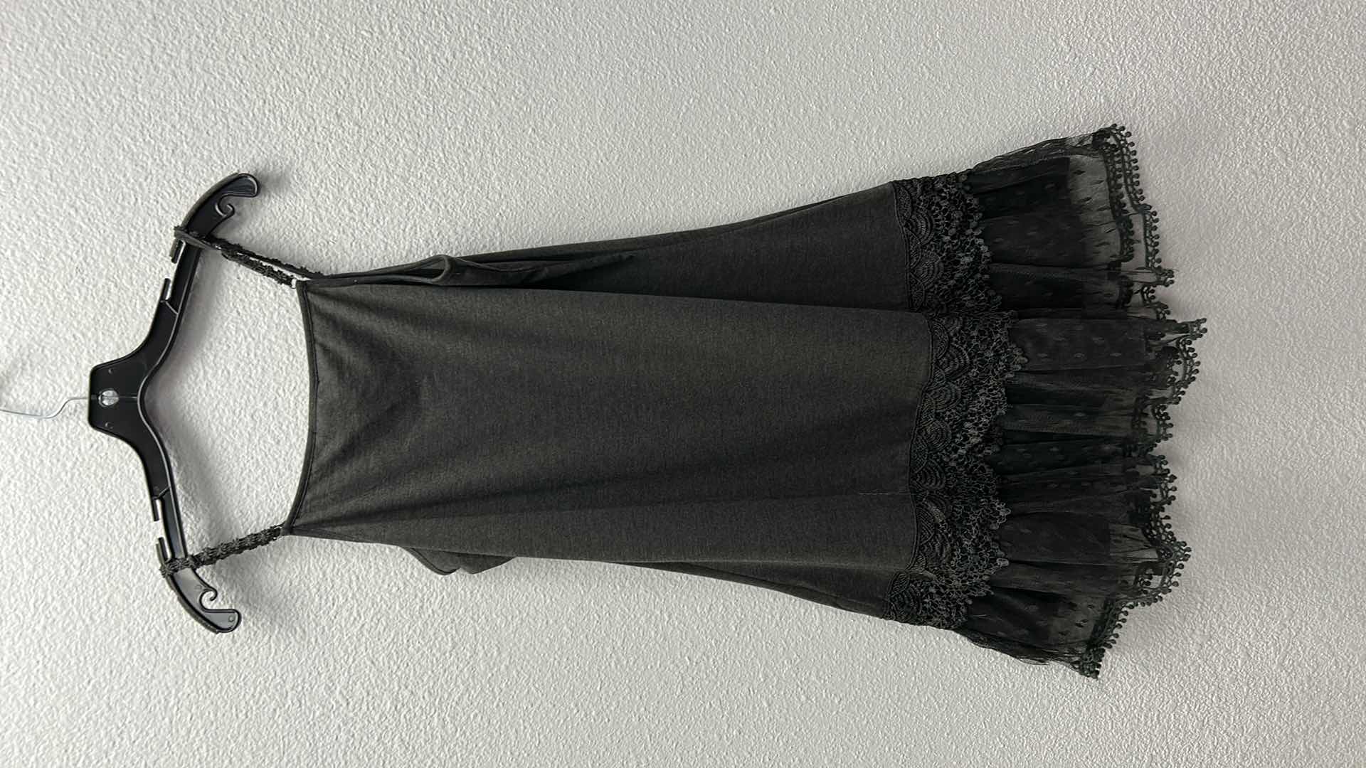 Photo 6 of NWT WOMEN'S SIZE MEDIUM BLACK SUNDRESS 