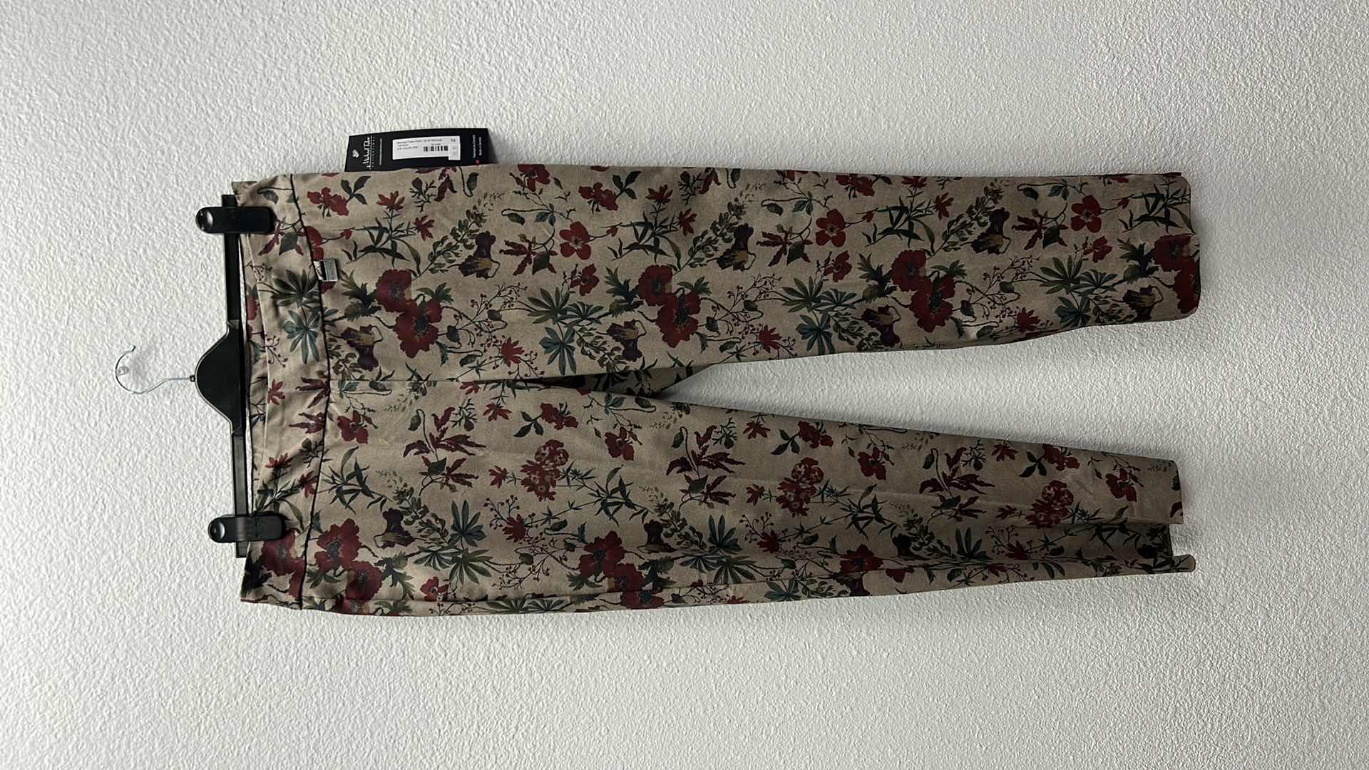 Photo 5 of NWT WOMEN'S SIZE12 28" INSEAM, MICHAEL TYLER FLORAL PANTS