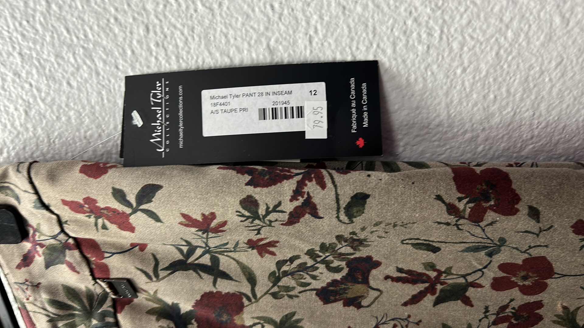 Photo 2 of NWT WOMEN'S SIZE12 28" INSEAM, MICHAEL TYLER FLORAL PANTS