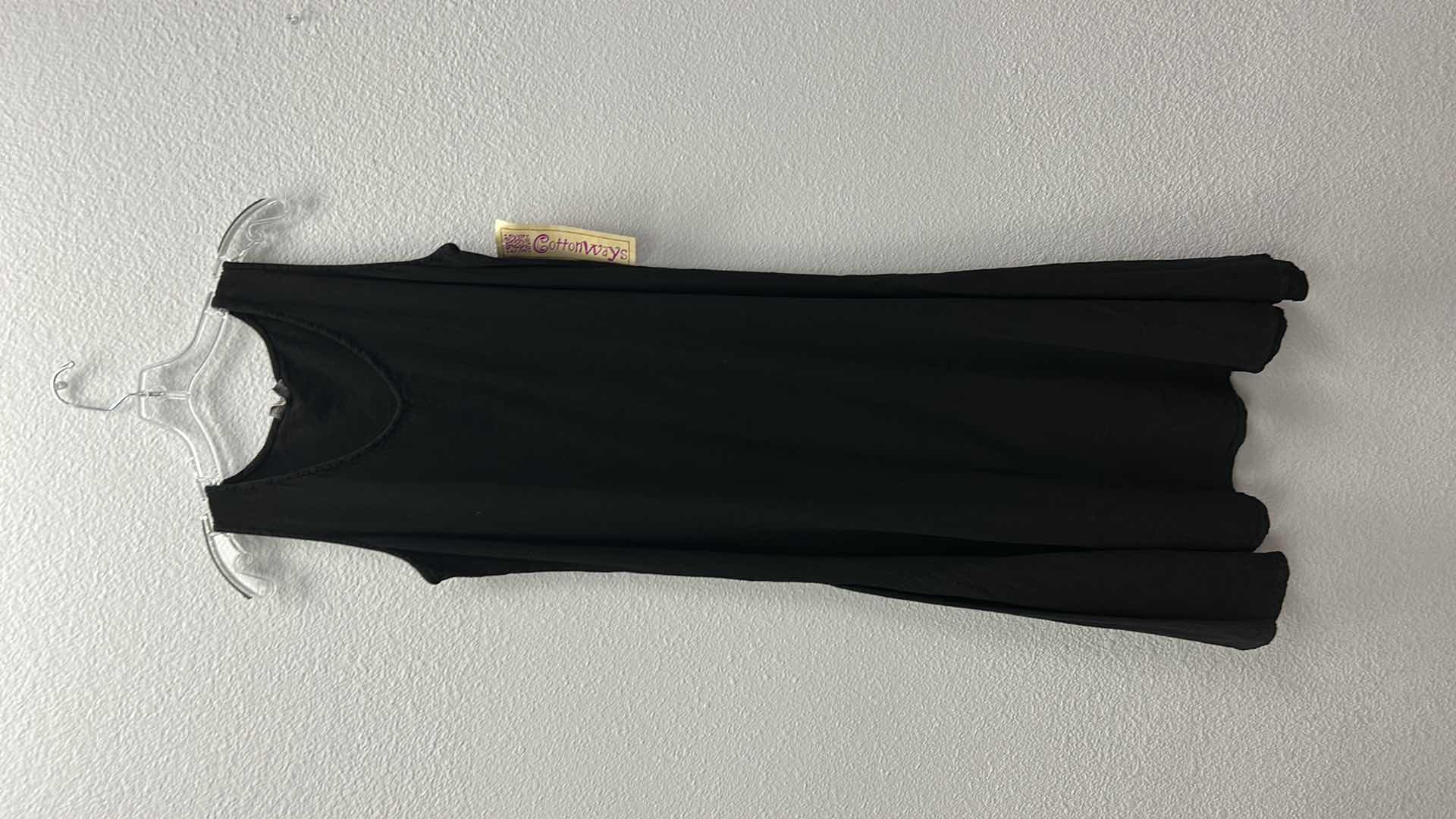 Photo 4 of NWT WOMEN'S SIZE  medium cotton sundress $69.95