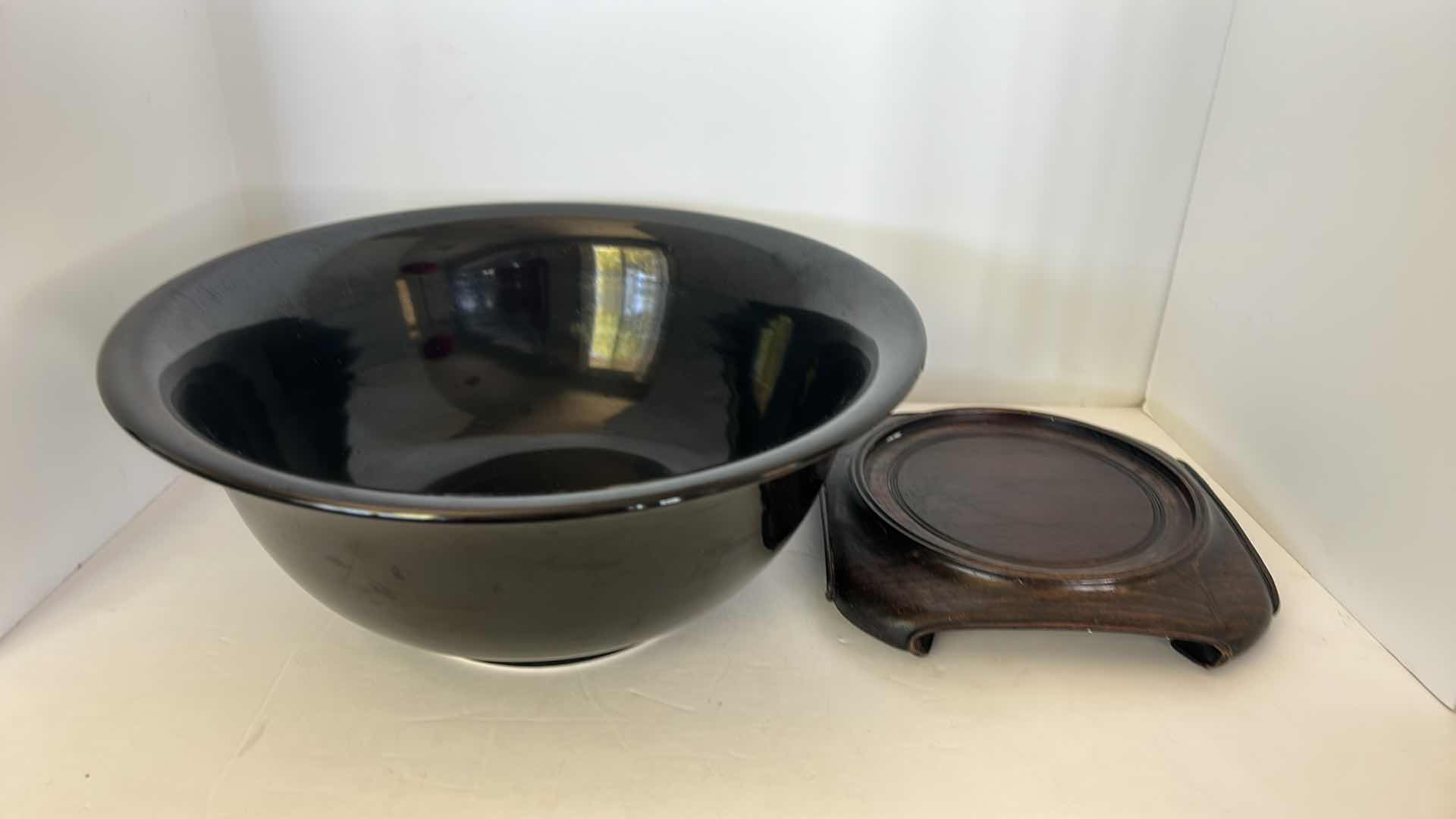 Photo 2 of LARGE CERAMIC BOWL WITH STAND (BOWL MEASURES 14.5" X 6"