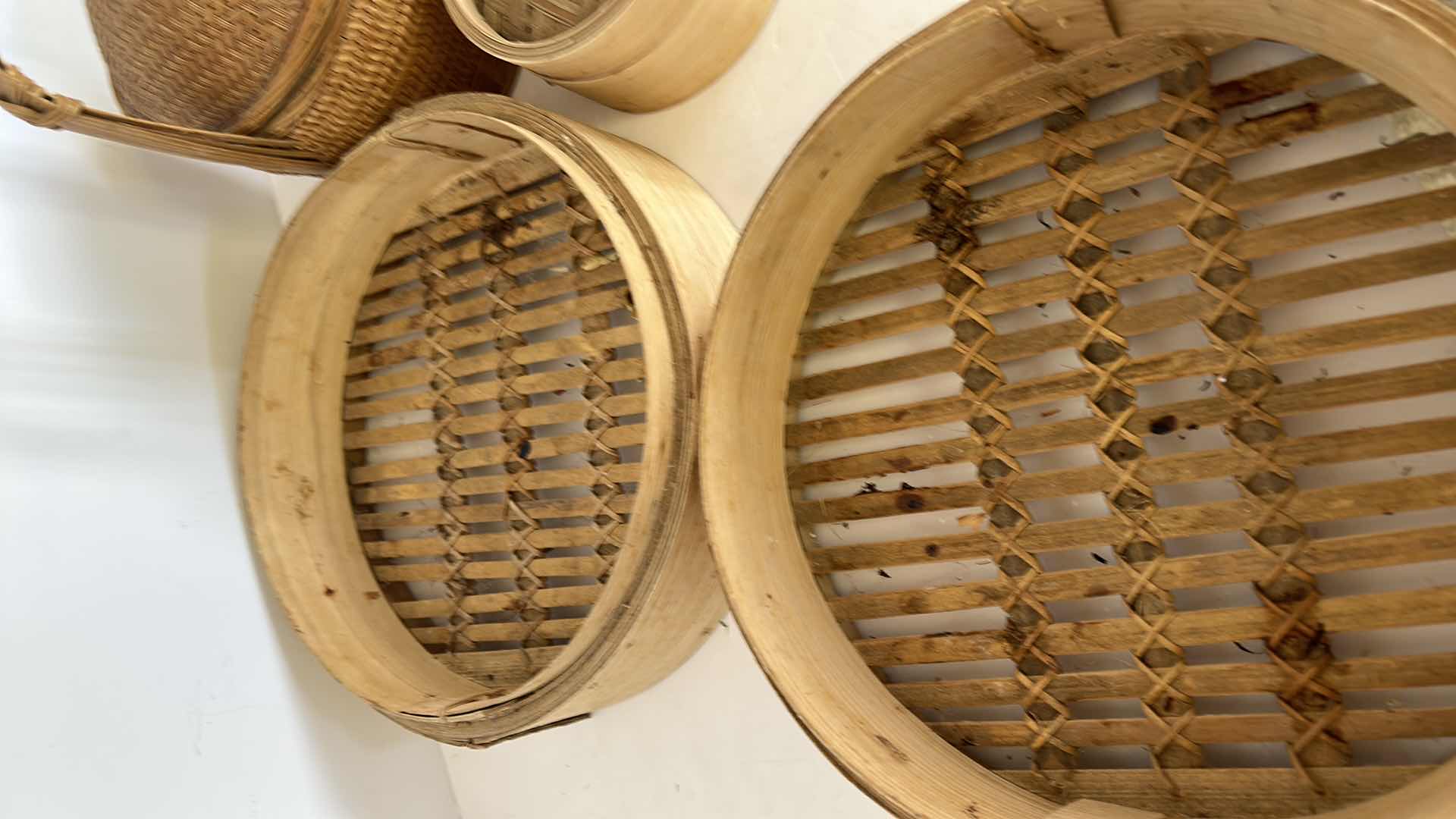 Photo 6 of 3 - CHINESE WICKER VEGTABLE STEAMING BASKETS.  LARGEST 10 1/2” x 7”