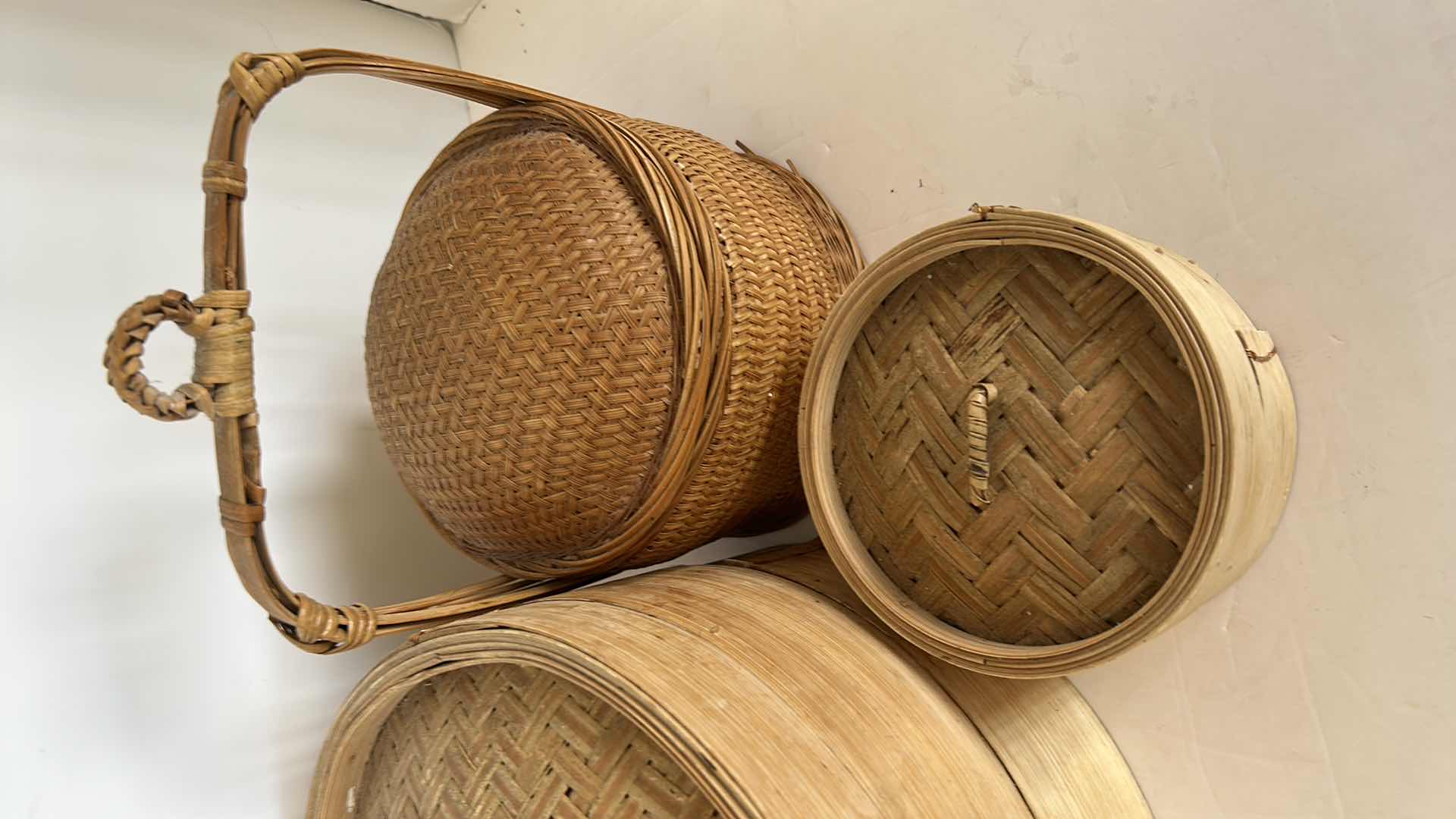 Photo 4 of 3 - CHINESE WICKER VEGTABLE STEAMING BASKETS.  LARGEST 10 1/2” x 7”