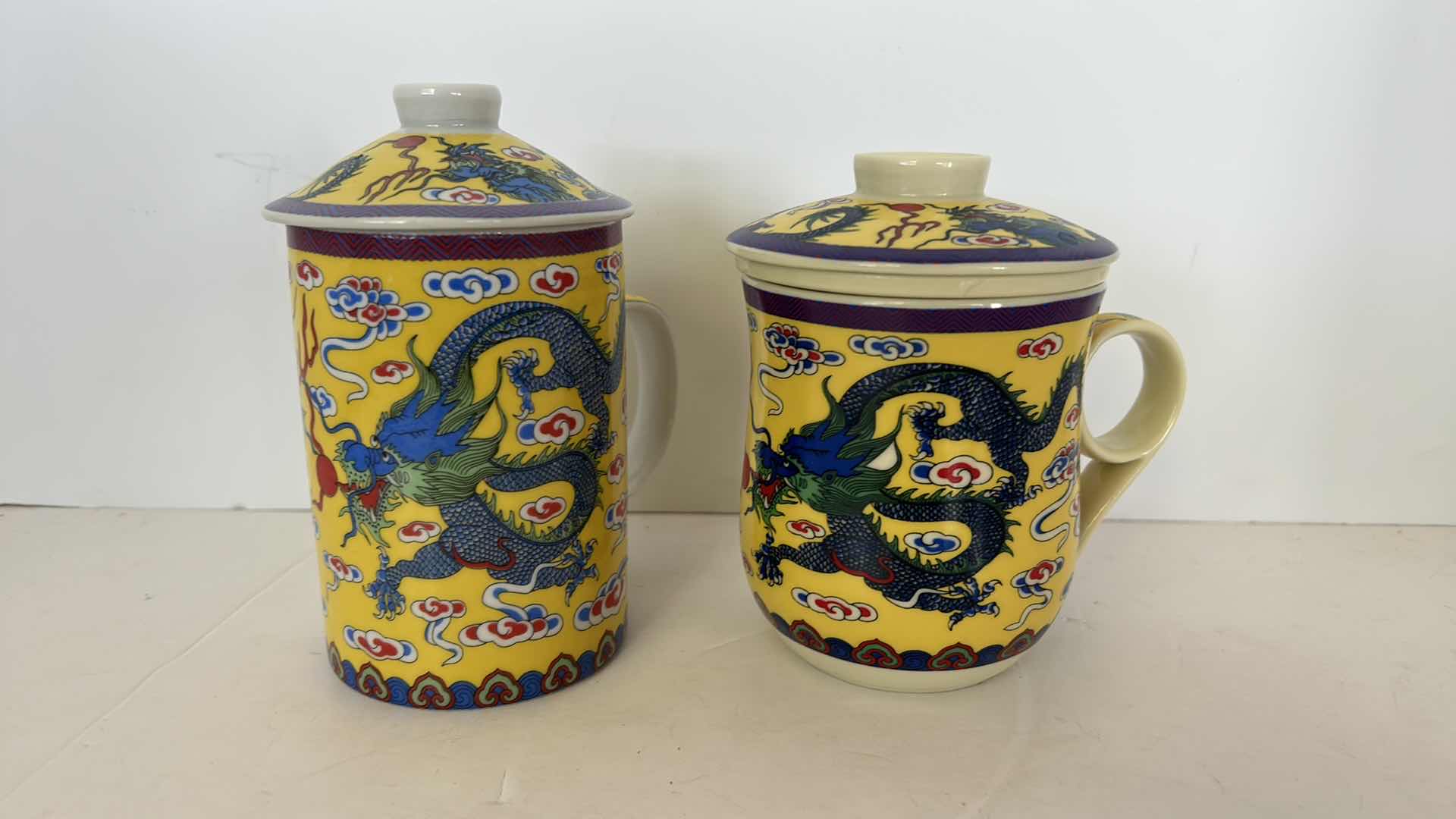Photo 6 of 2 - COLLECTIBLE CHINESE TEACUPS WITH LIDS