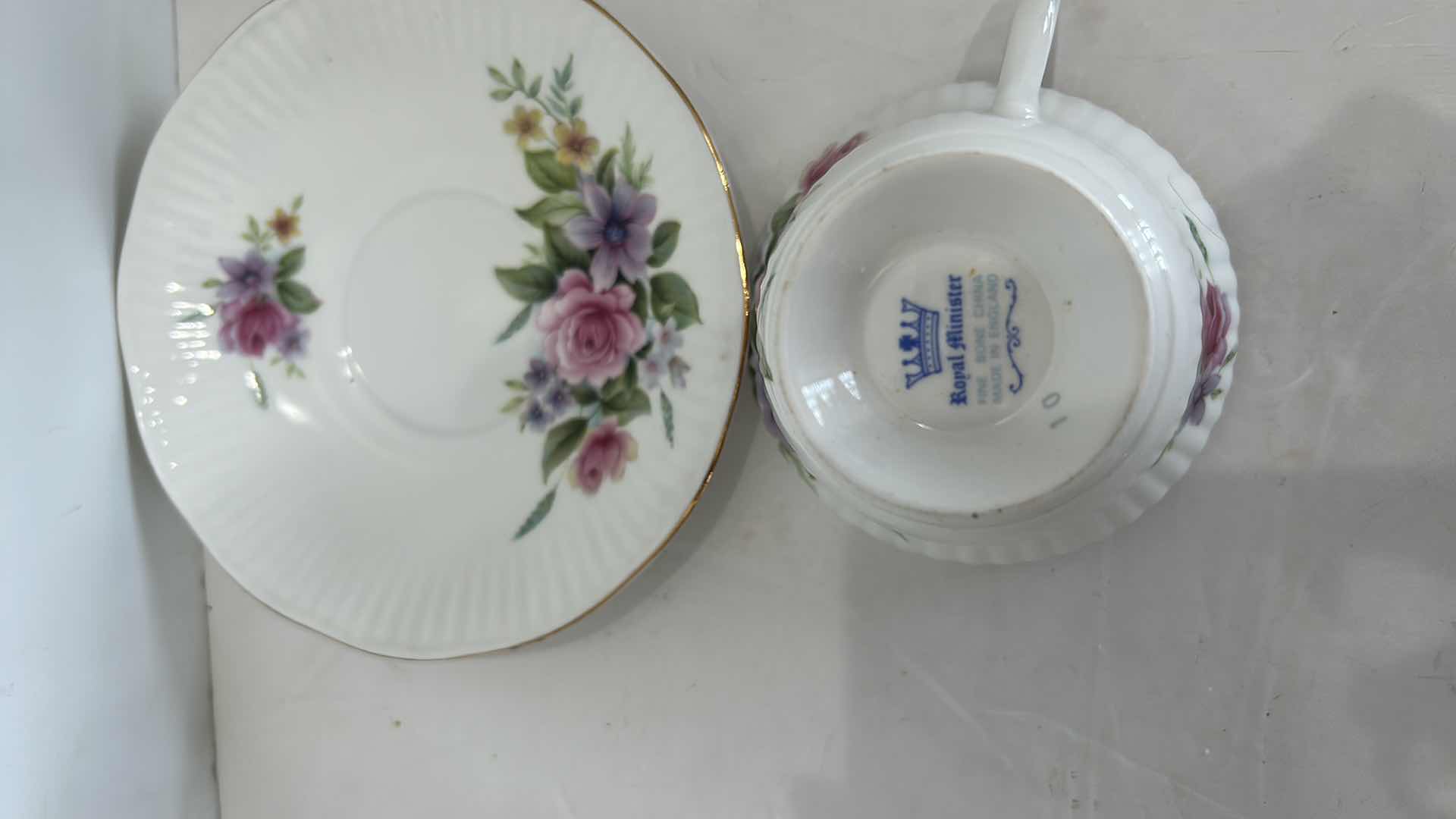 Photo 6 of 3 COLLECTIBLE FINE PORCELAIN TEACUPS AND SAUCERS