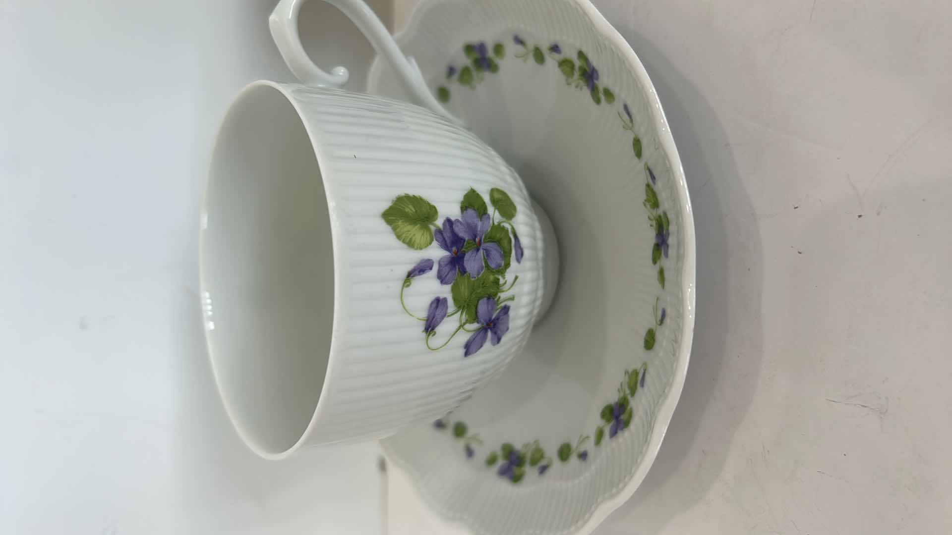 Photo 2 of 2 PORCELAIN COLLECTIBLE TEACUPS AND SAUCERS