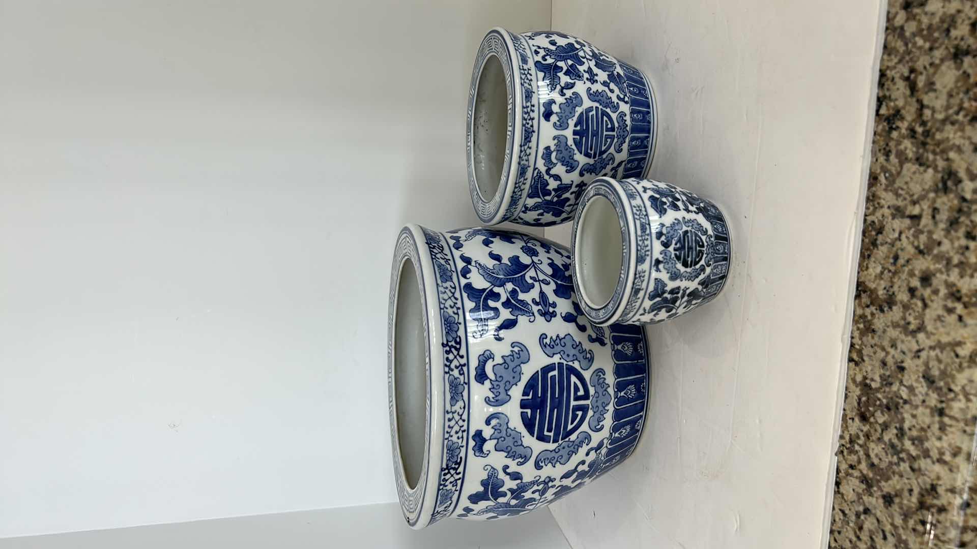 Photo 6 of 3  PIECE -  ASIAN INSPIRED BLUE AND WHITE CERAMIC POTTERY 