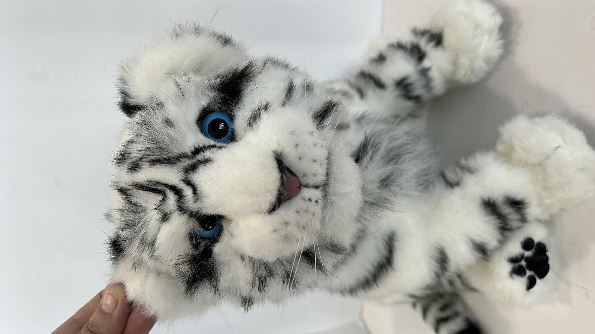 Photo 3 of BATTERY OPERATED SNOW LEOPARD STUFFED ANIMAL H16"