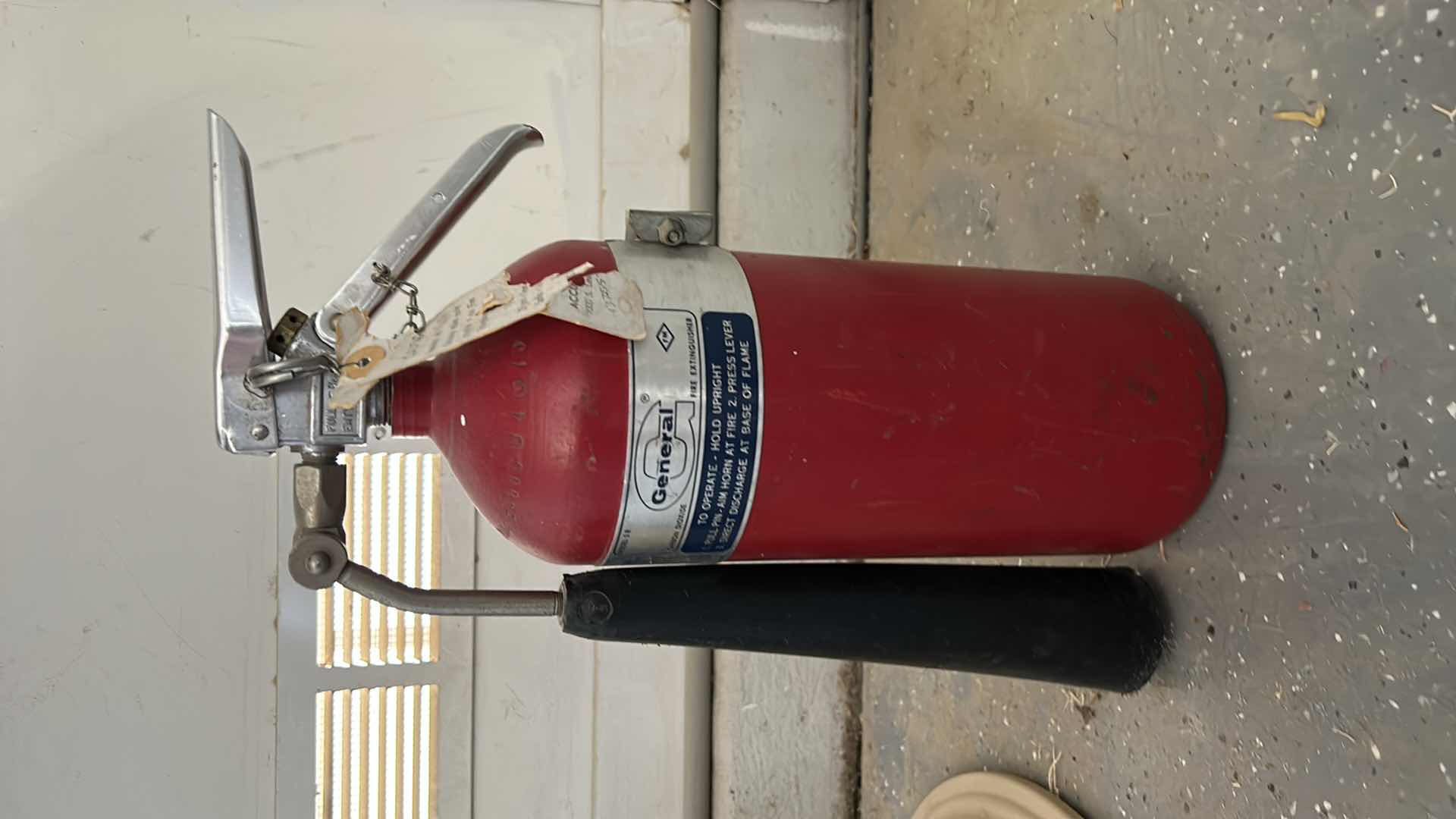 Photo 3 of FIRE EXTINGUISHER