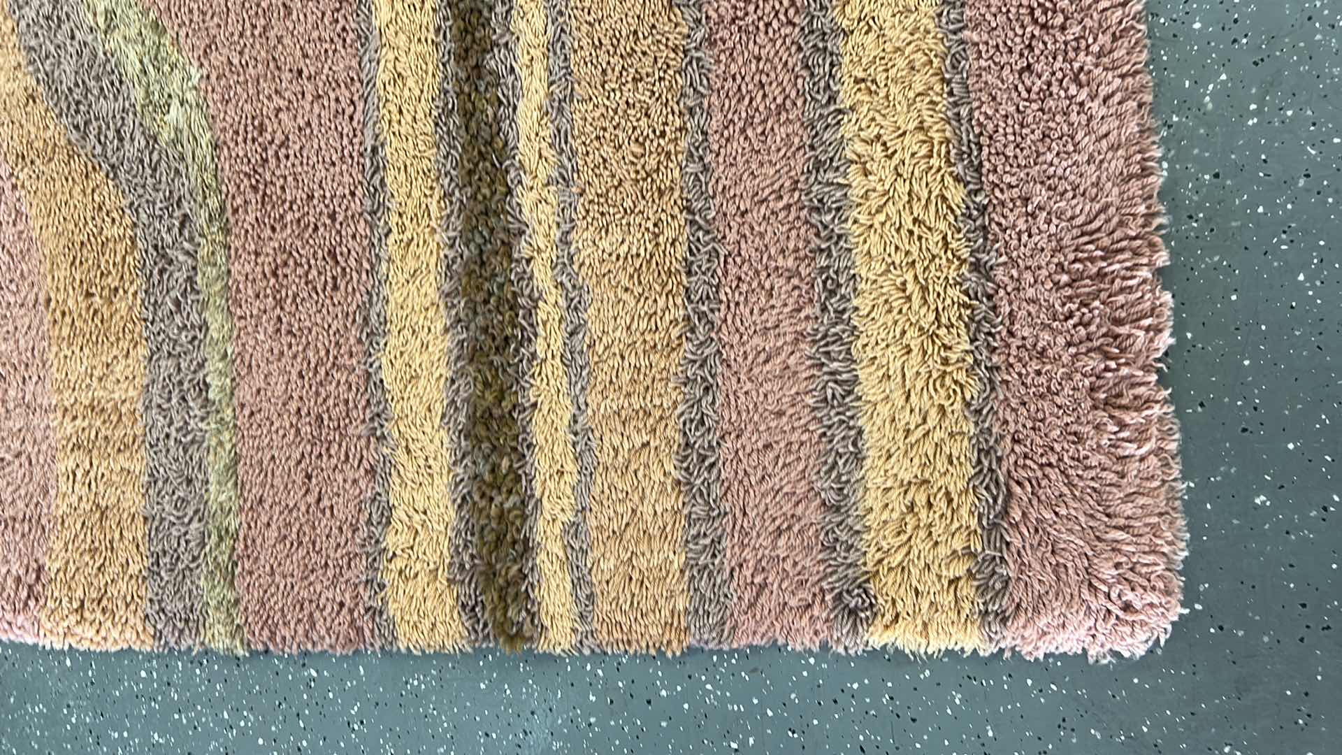 Photo 2 of PINK AND PEACH WAVY PURE NEW WOOL SHAG CARPET 56” x 80