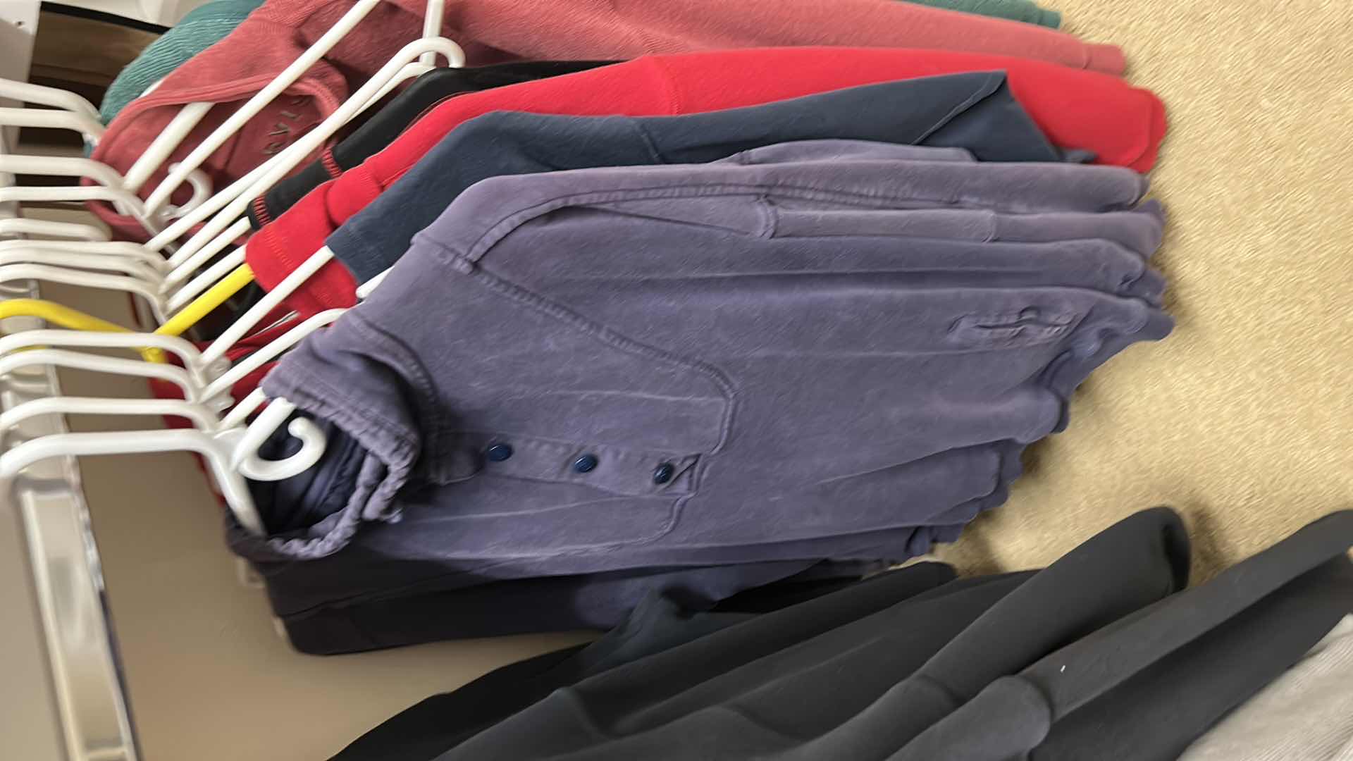 Photo 3 of Men’s clothing assortment, mostly size large