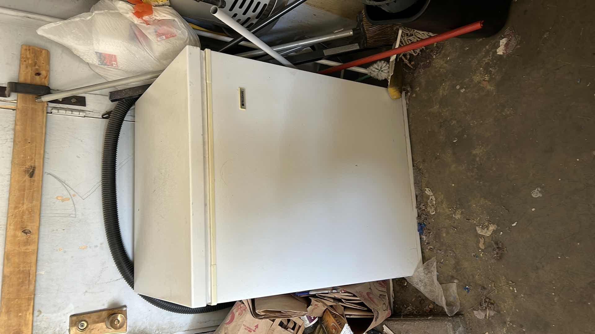 Photo 5 of FRIDGIDAIRE FREEZER