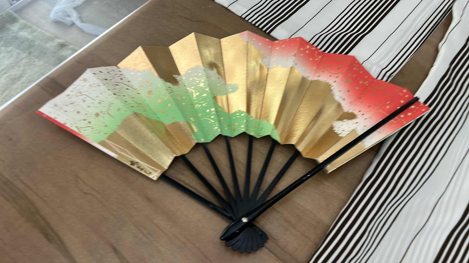 Photo 3 of LONG JAPANESE COTTON KIMONO AND TWO FANS