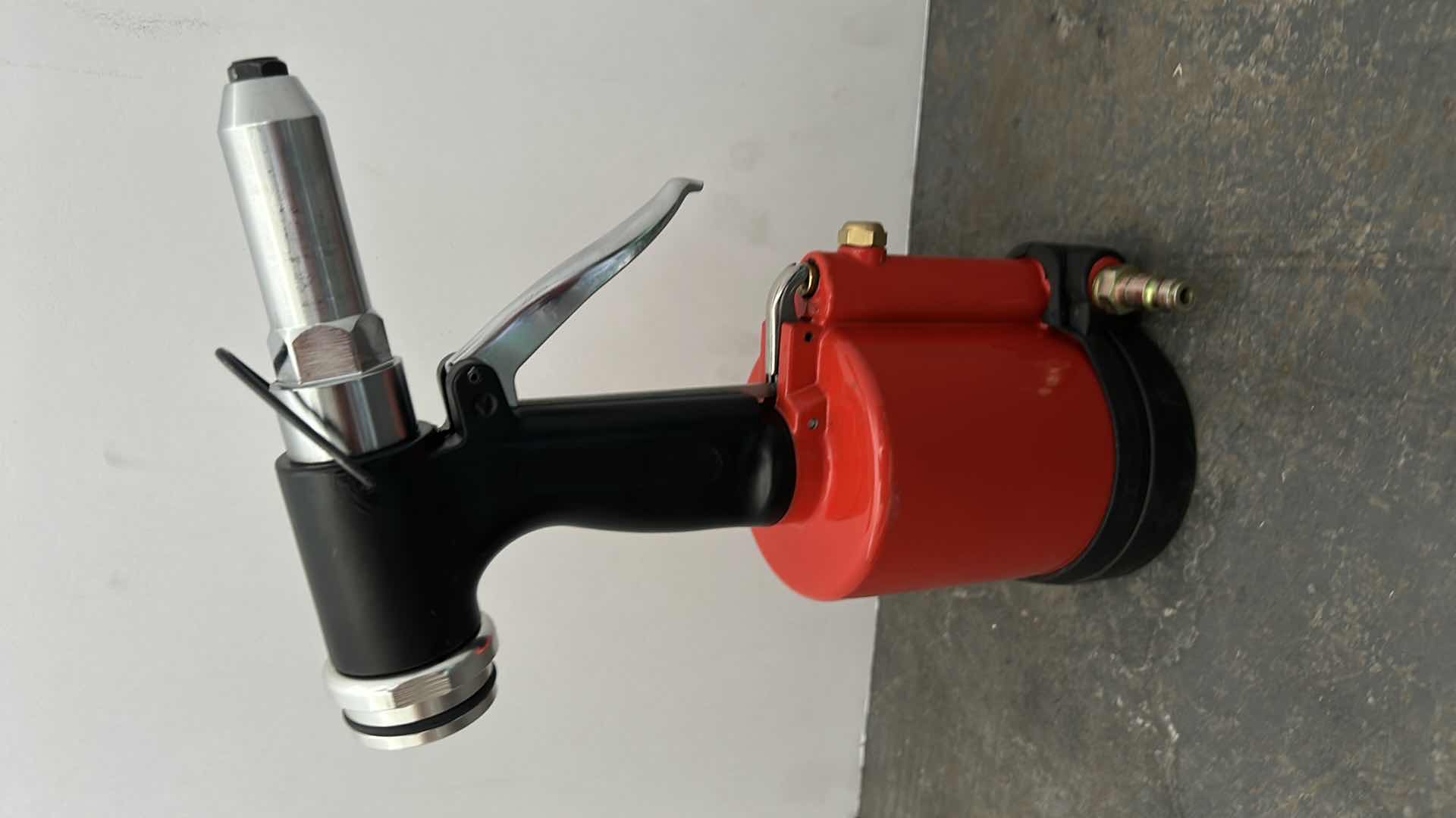 Photo 3 of 1/4” AIR RIVETER