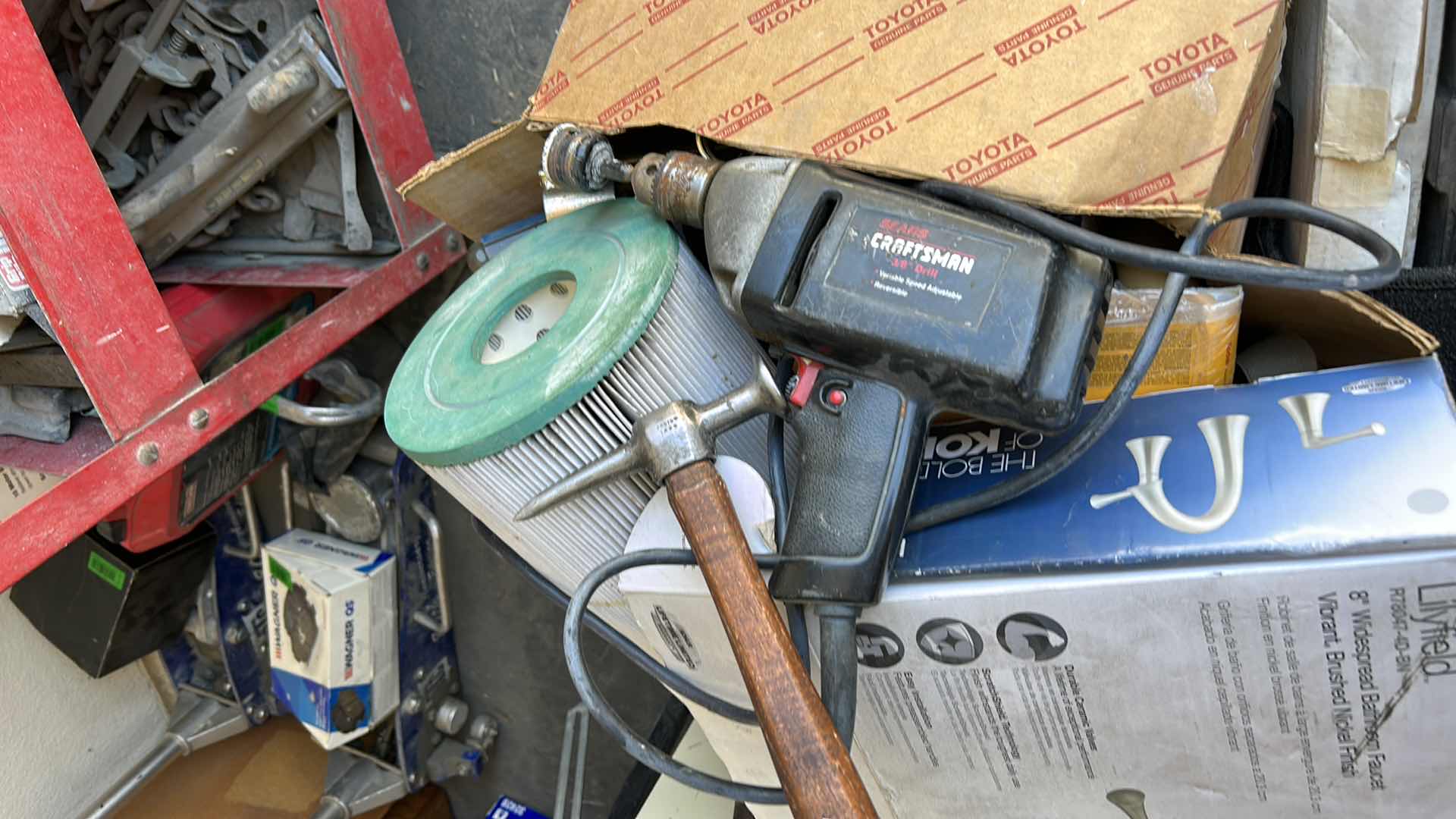 Photo 7 of CRATE OF GARAGE ITEMS