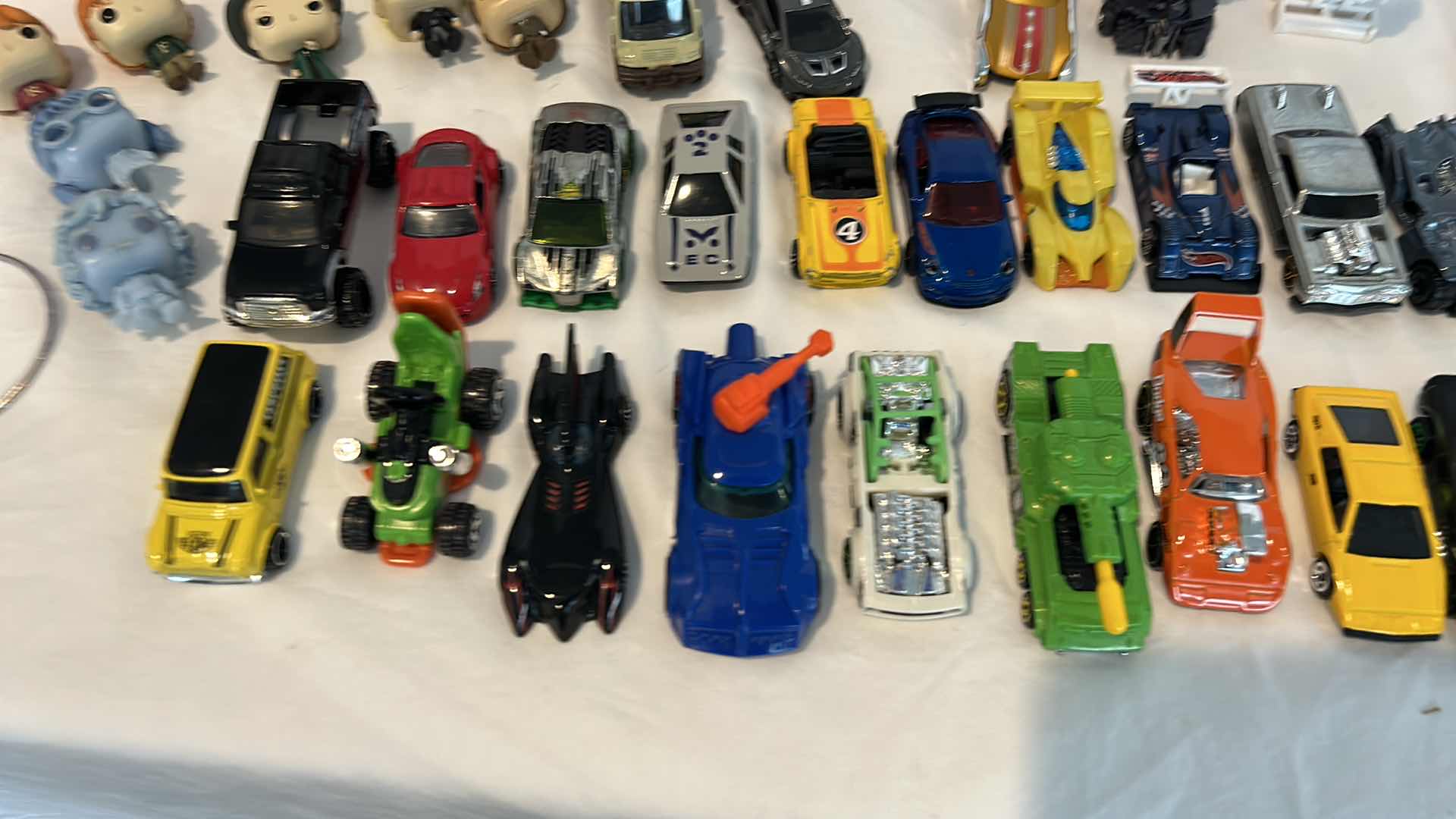 Photo 3 of TOTE - RACE TRACK AND LOTS OF 100’S OF CARS, TRANSFORMERS, and MORE (SEE PHOTOS)