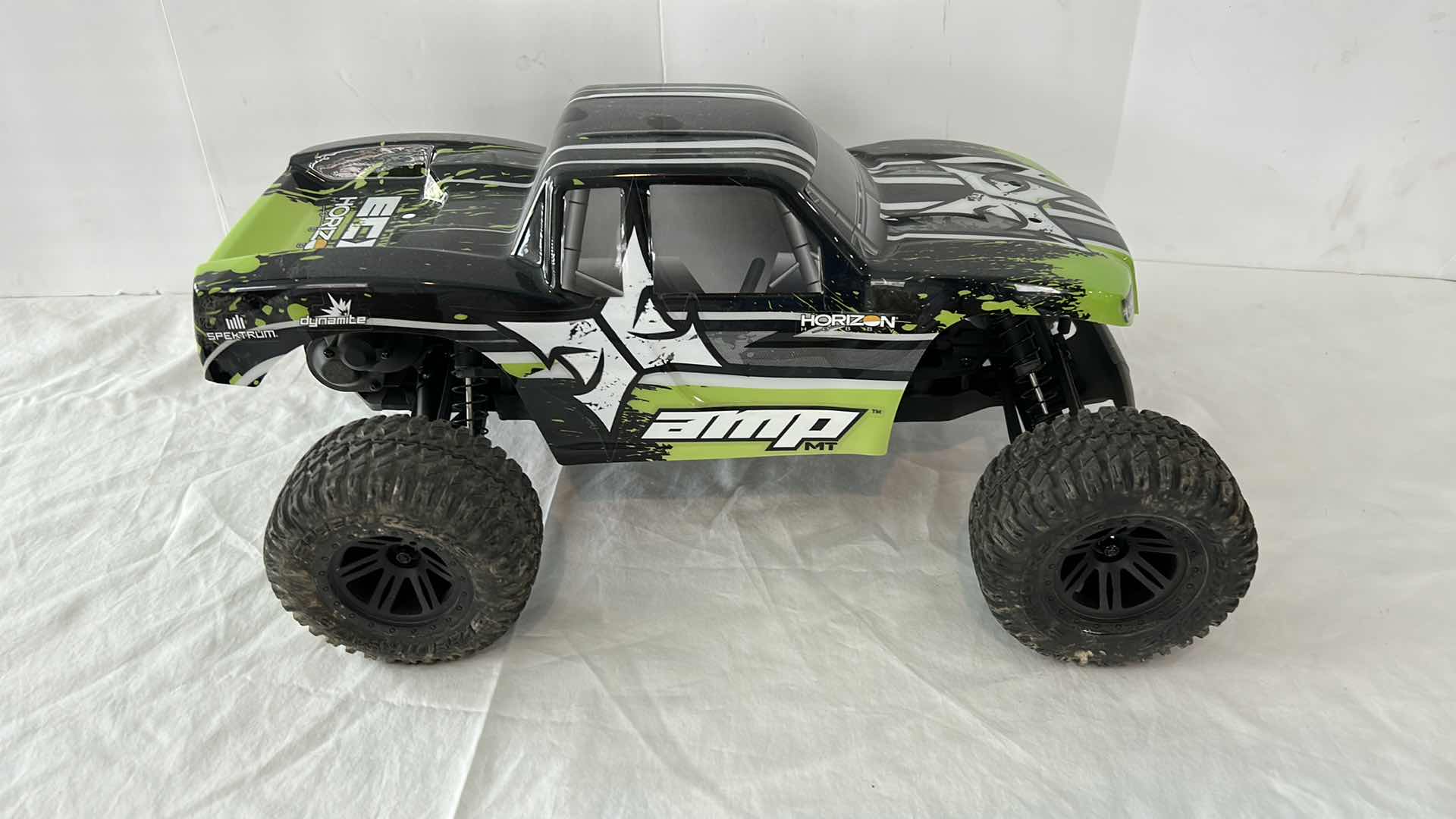 Photo 8 of 5 RC CARS AND TRUCKS (ALL WORK)