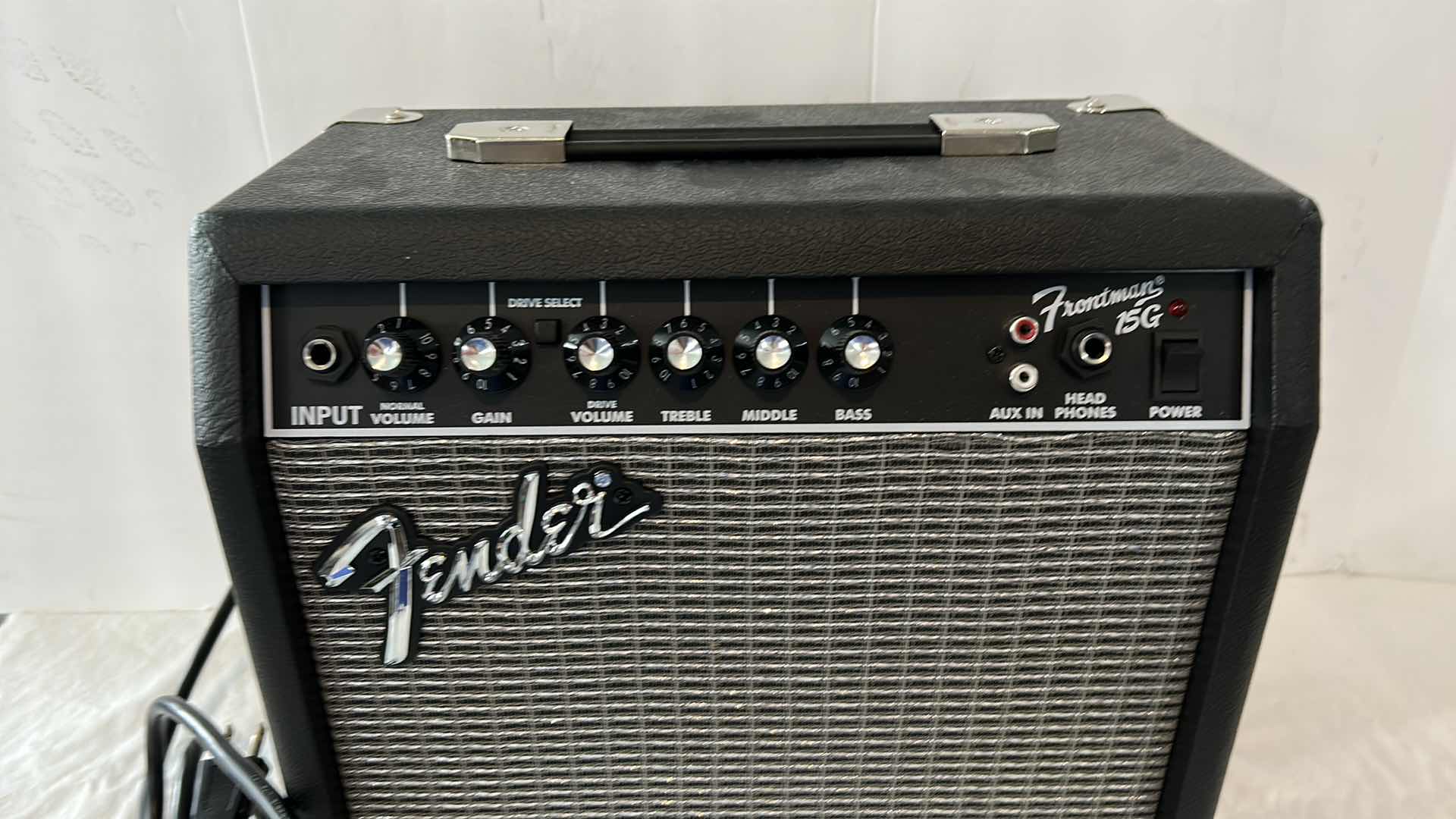 Photo 2 of FENDER AMP FRONTMAN 5G