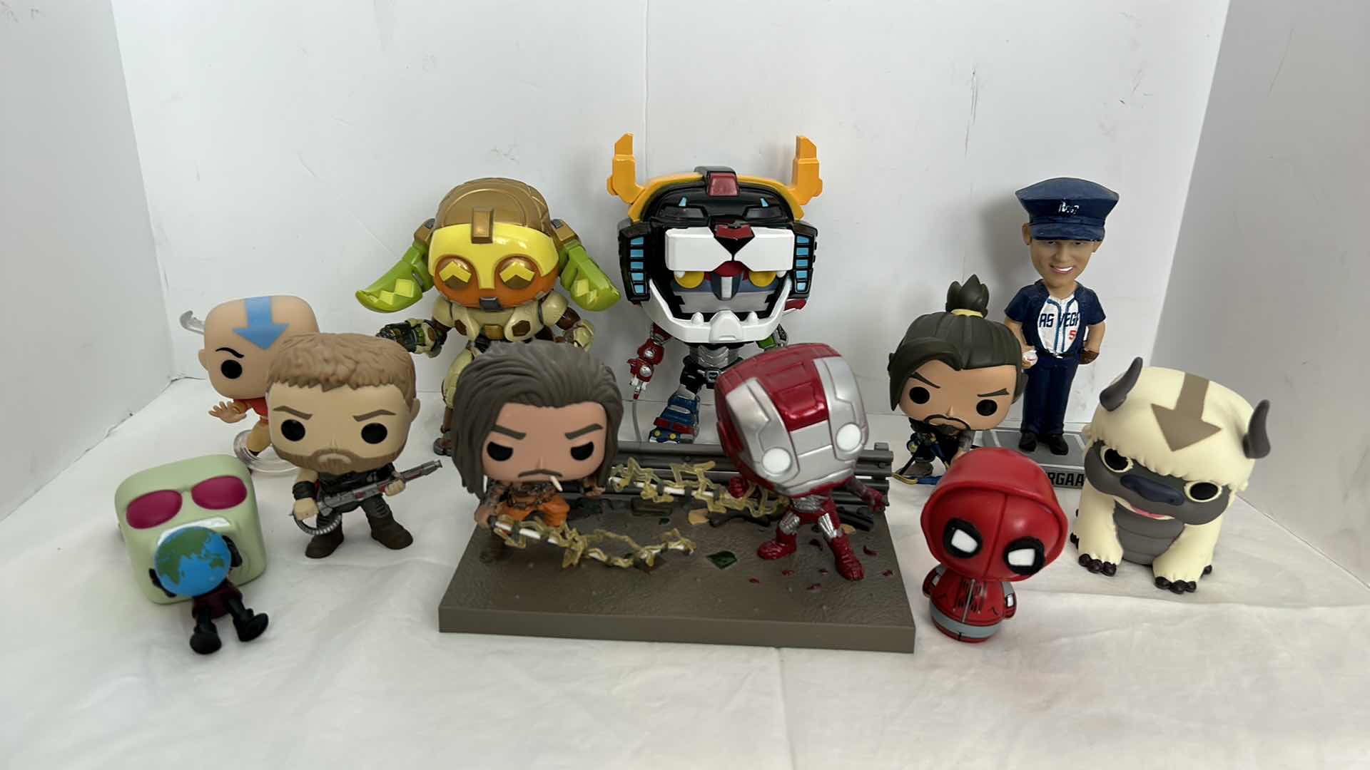 Photo 1 of COLLECTIBLE POP FIGURES