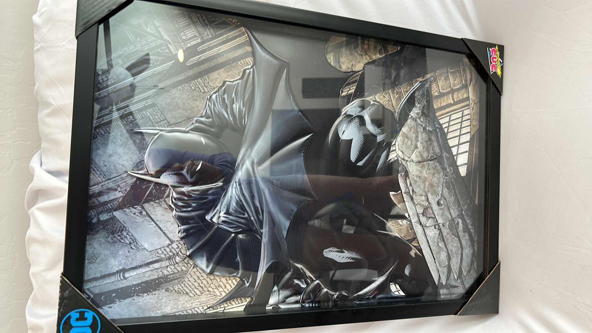 Photo 3 of NEW DC COMIC BATMAN ARTWORK FRAMED 16” x 23”