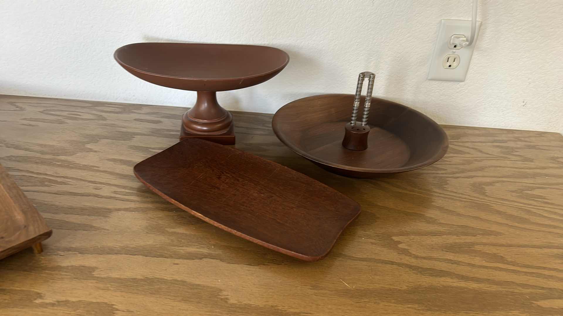 Photo 8 of 3 VINTAGE WOOD BOWLS - WALNUT AND MORE