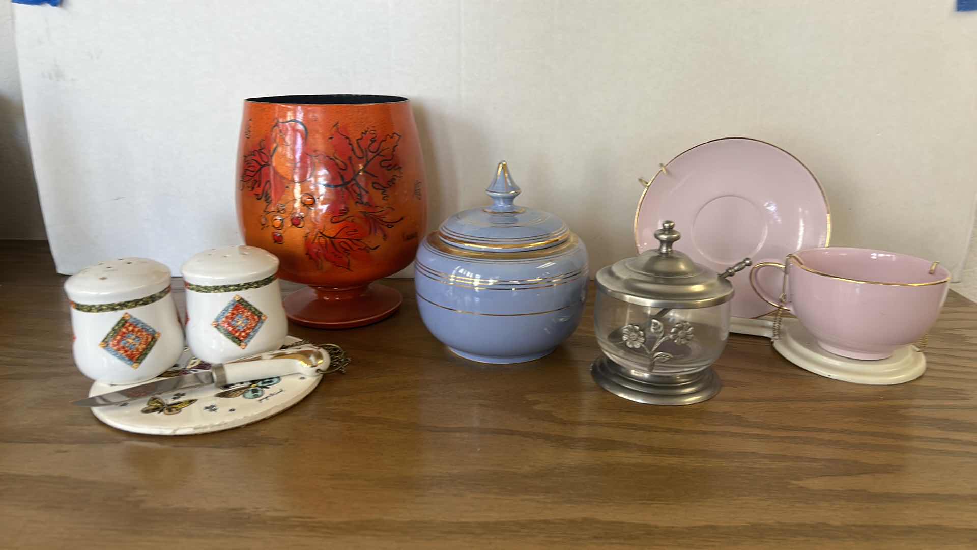Photo 11 of HOME DECOR AND KITCHEN ASSORTMENT