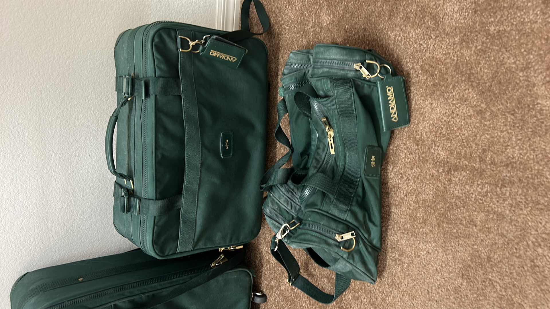 Photo 4 of 4 PC LUGGAGE SET