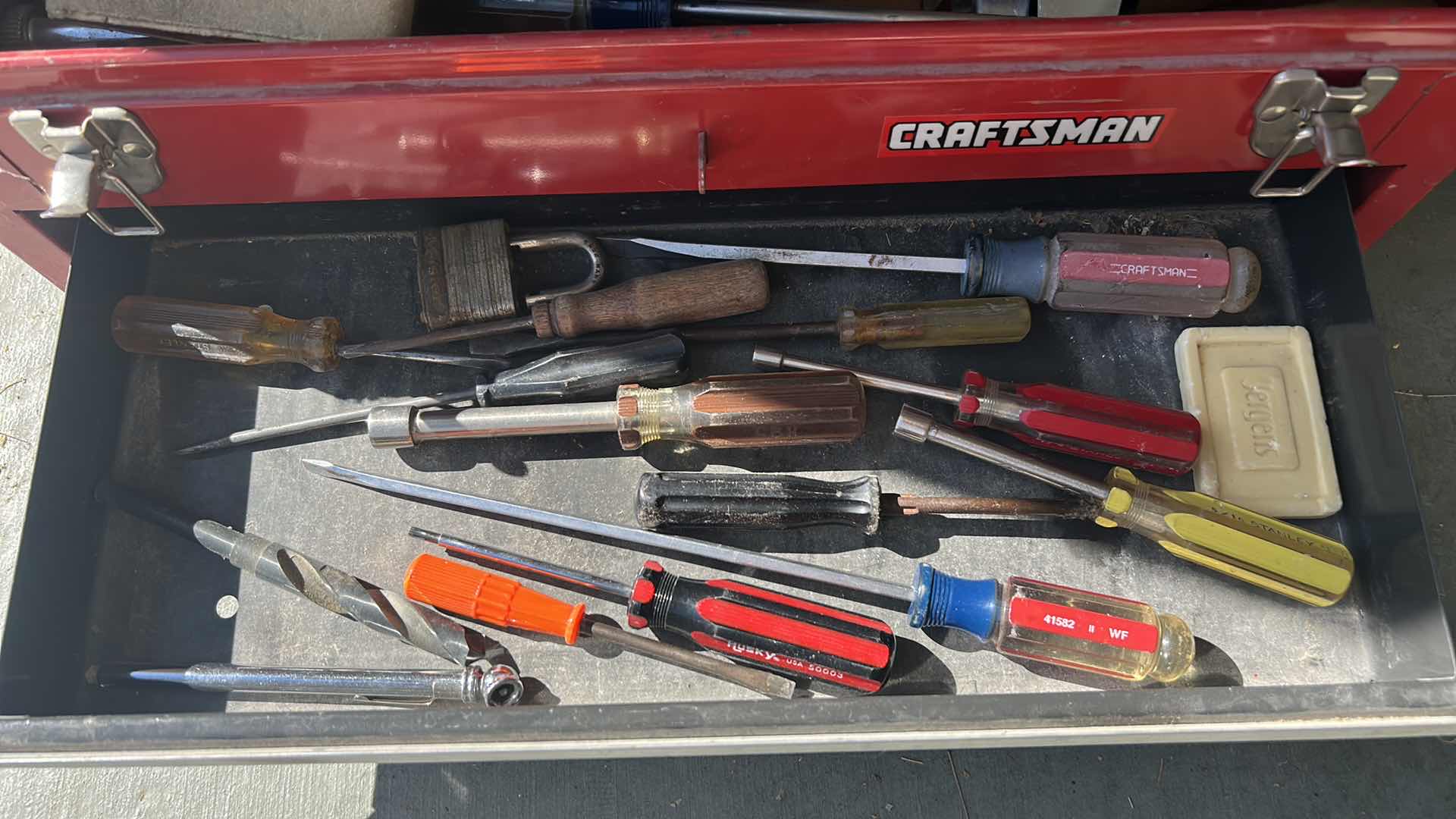 Photo 3 of CRAFTSMAN TOOL BOX WITH TOOLS
