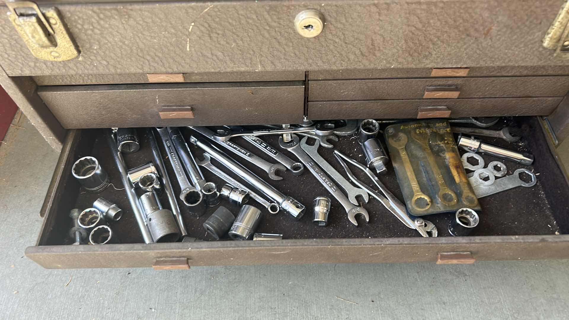 Photo 4 of TOOL BOX WITH TOOLS
