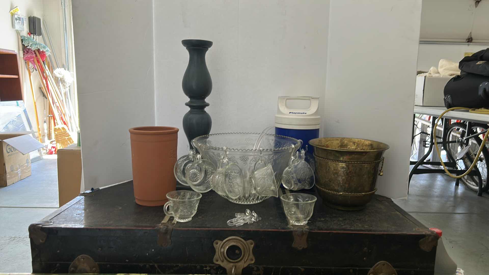 Photo 2 of MISC HOUSEHOLD ITEMS, WEIGHTS WATCHERS SCALE, PUNCH BOWL W CUPS, CHRISTMAS TREE AND MORE