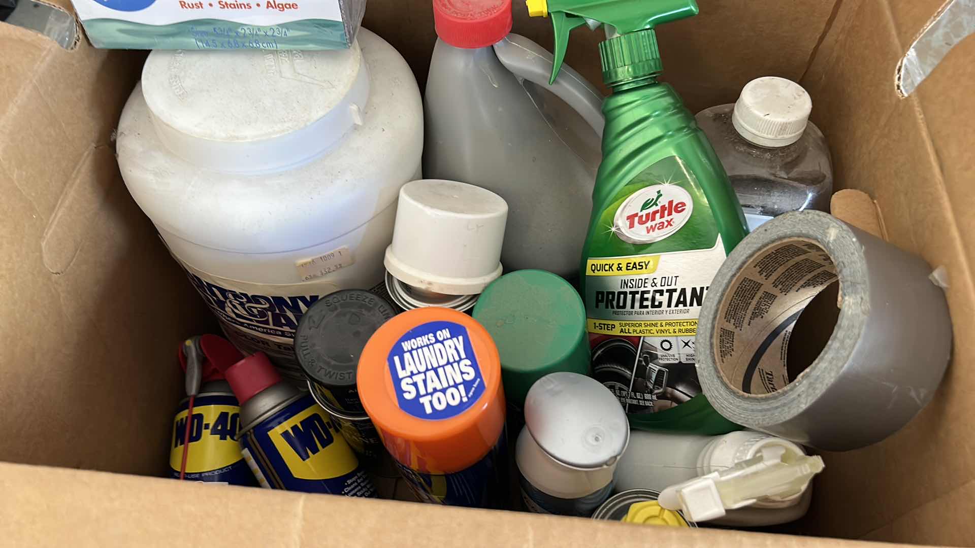 Photo 1 of BOX OF CLEANING SUPPLIES