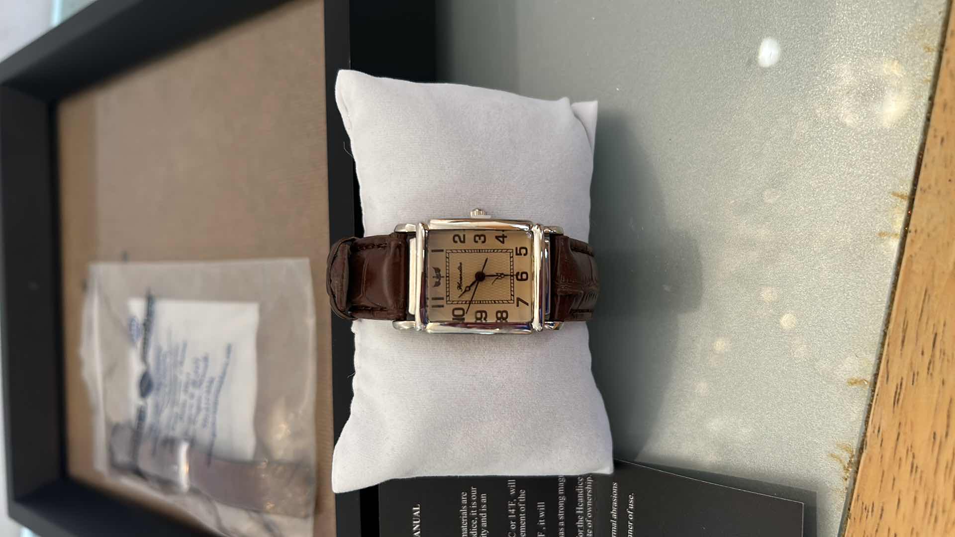 Photo 6 of NEW SWISS HCANDICE MENS WATCH WITH EXTRA BAND