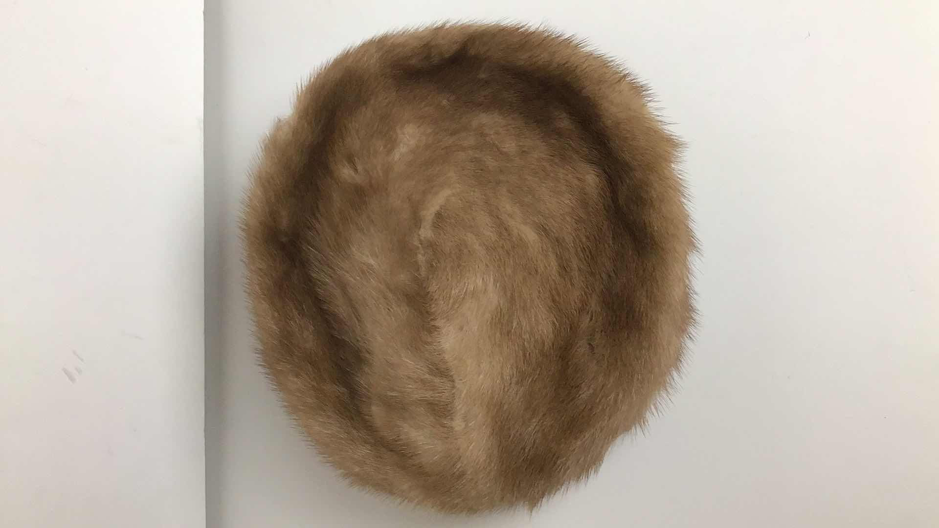 Photo 2 of 2 JELLEFFS AUTHENTIC FUR WOMENS HAT