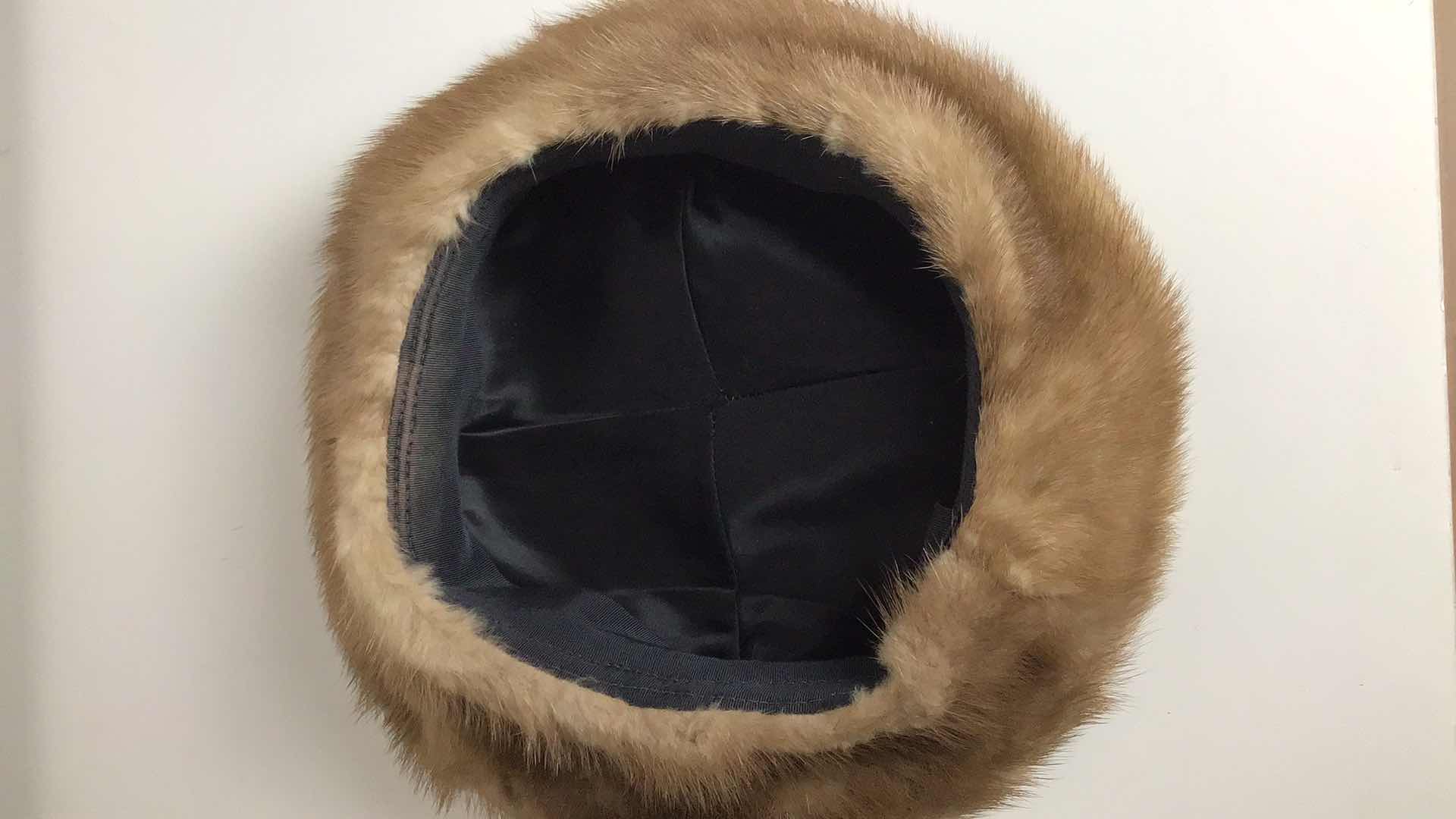 Photo 3 of 2 JELLEFFS AUTHENTIC FUR WOMENS HAT