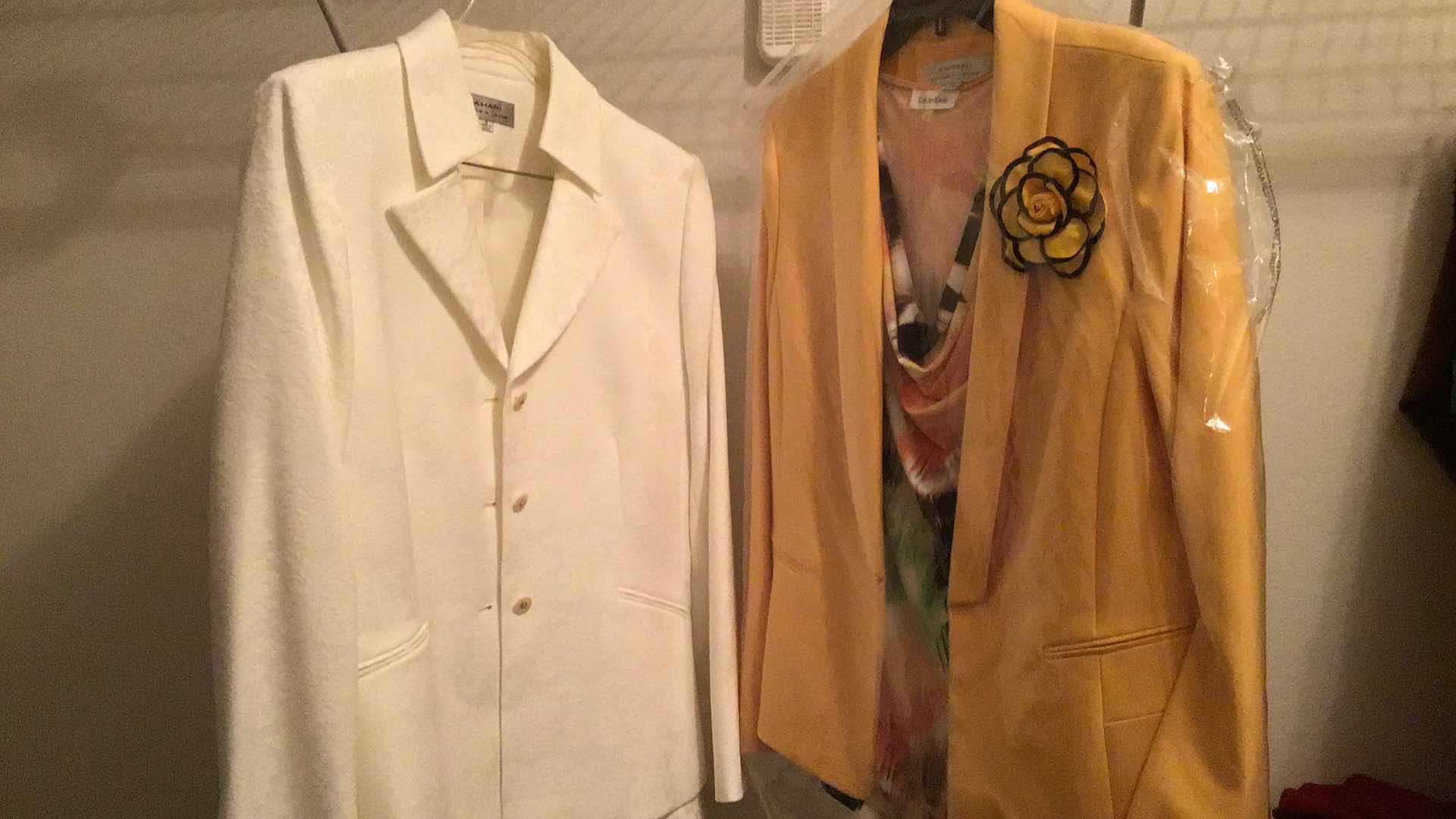 Photo 4 of WOMENS YELLOW TAHARI COAT WITH CALVIN KLEIN SHIRT LARGE, WHITE TAHARI COAT W MATCHING SKIRT SIZE 16