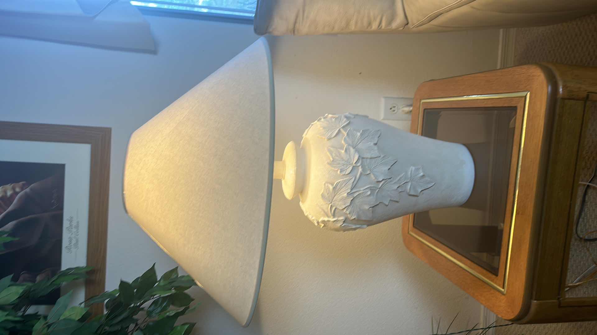 Photo 4 of IVORY PLASTER TABLE LAMP W LINEN SHADE H29”