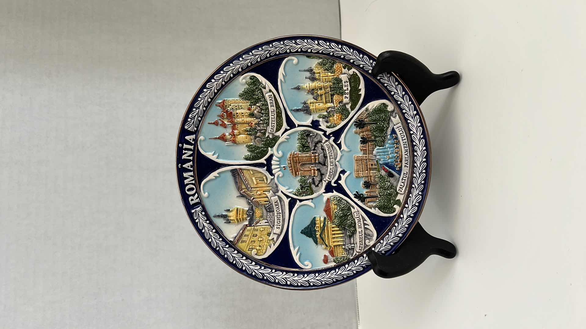 Photo 1 of COLLECTIBLE PLATE REPRESENTING THE MAIN TOURISTIC PLACES IN ROMANIA TRANSYLVANIA