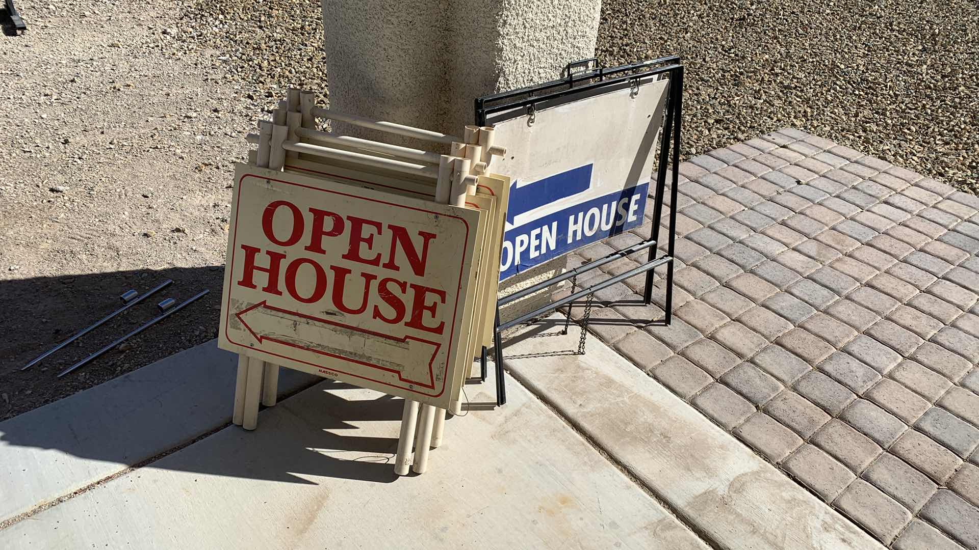 Photo 1 of 5-REALTORS OPEN HOUSE SIGNS