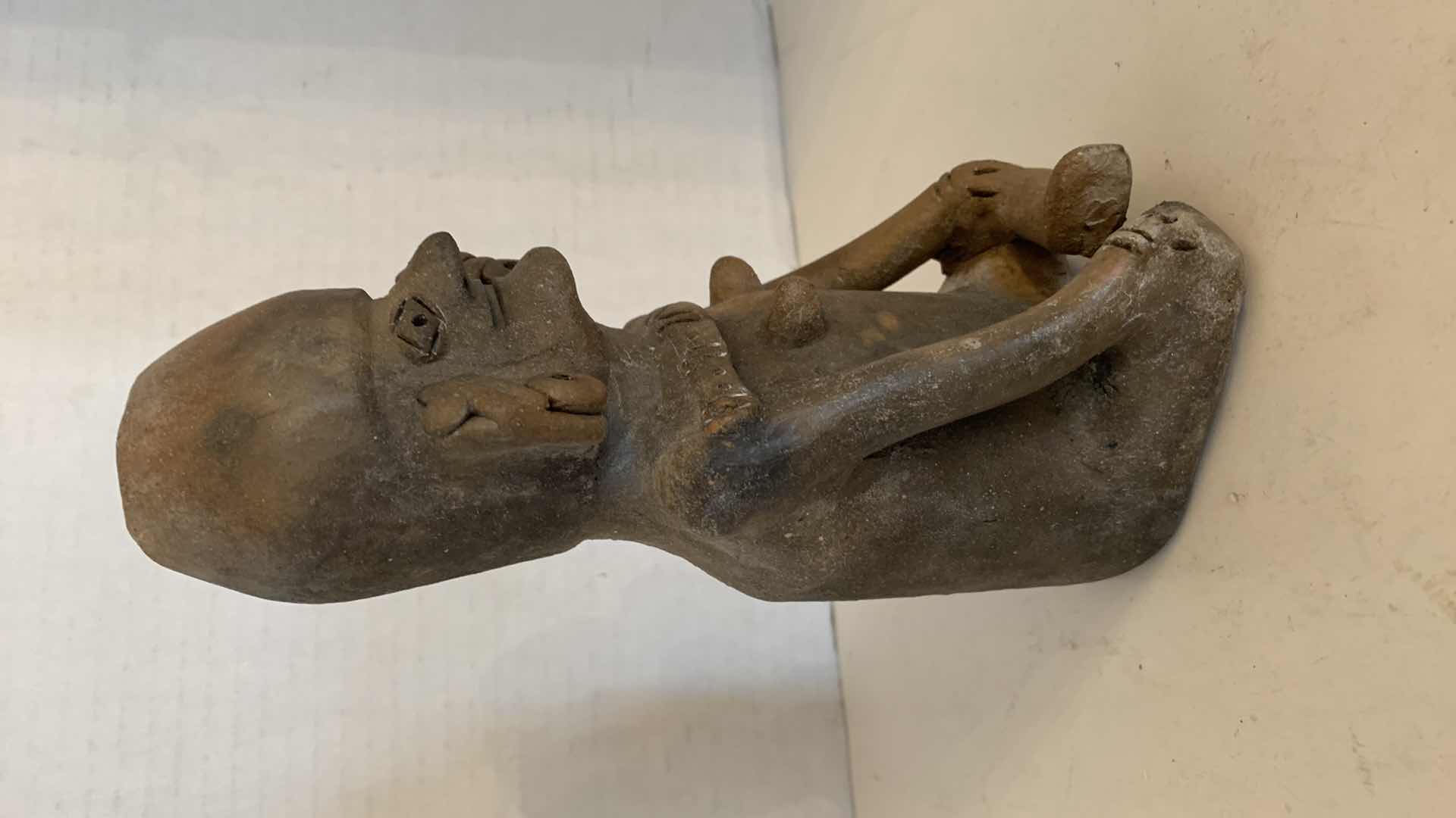 Photo 1 of PRE-COLUMBIAN STYLE FEMALE SITTING STATUE 8”